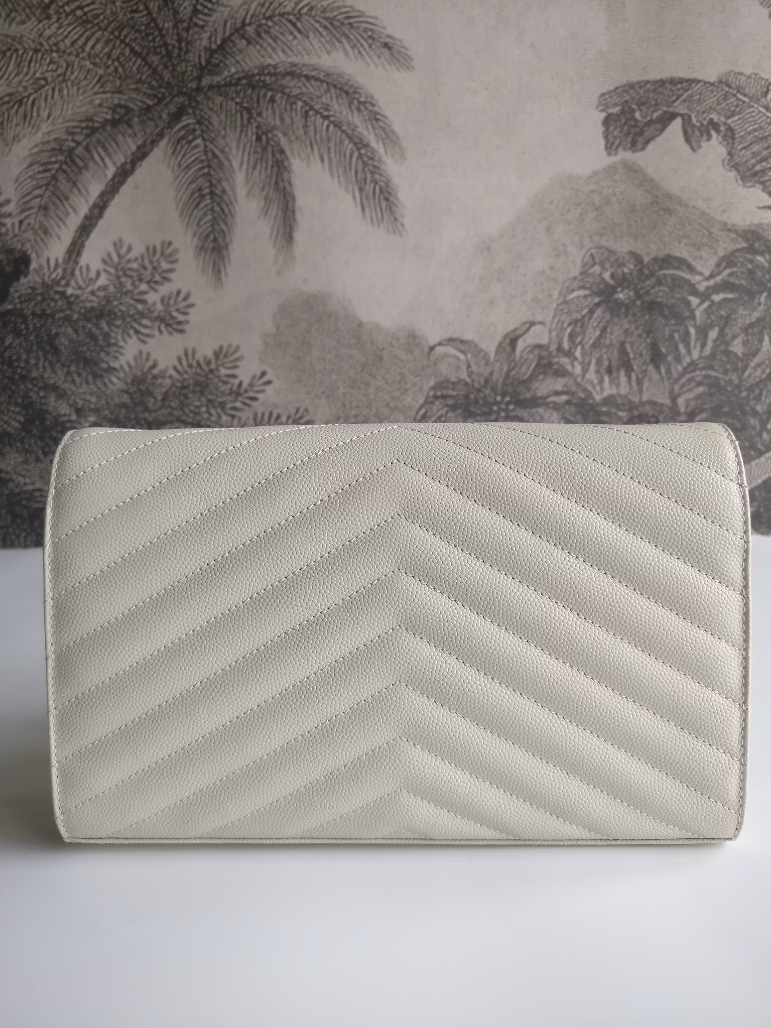 Saint Laurent Chain Wallet Crema Soft
