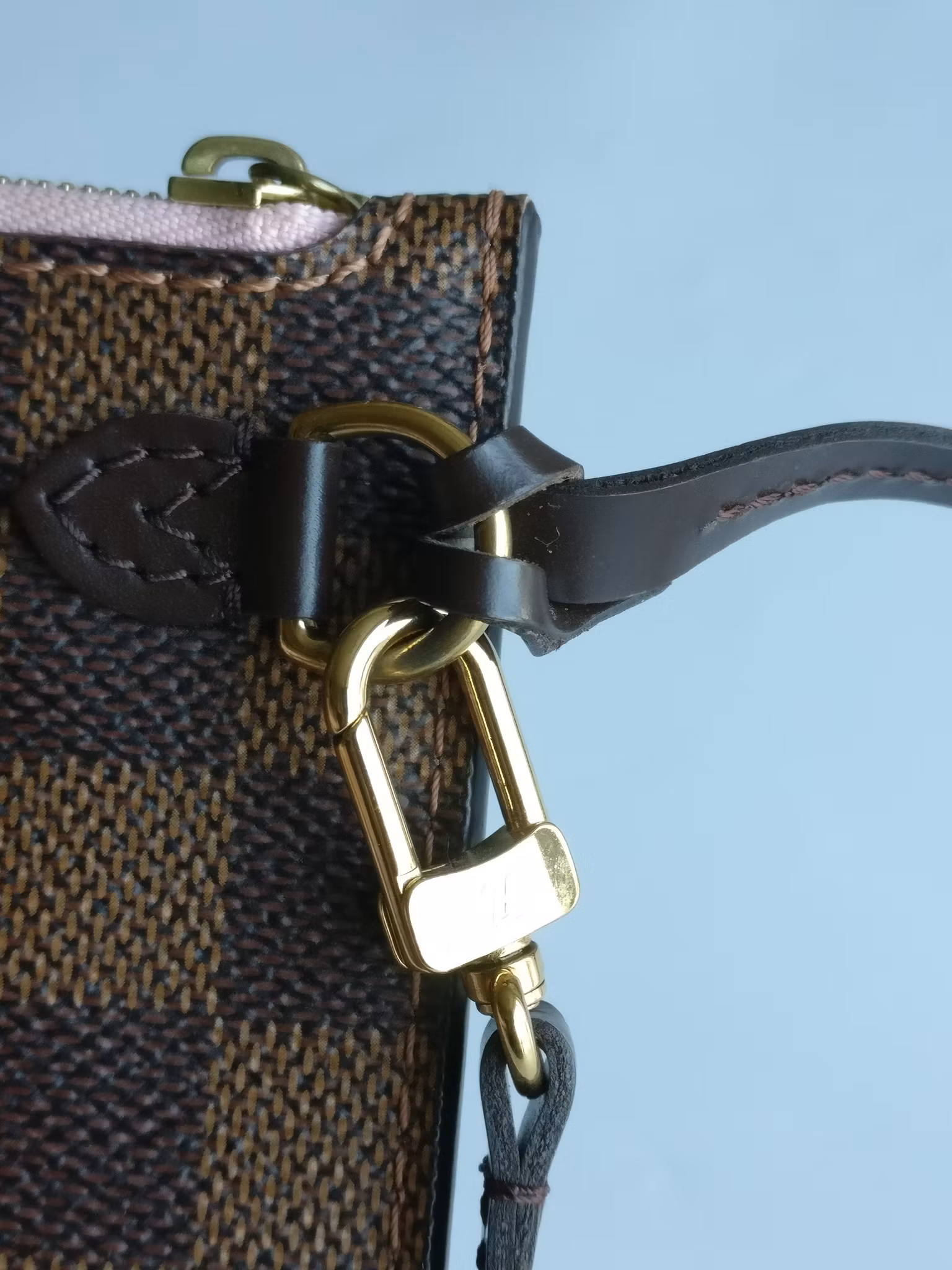 Louis Vuitton Neverfull MM Pouch damier ebene rose ballerine