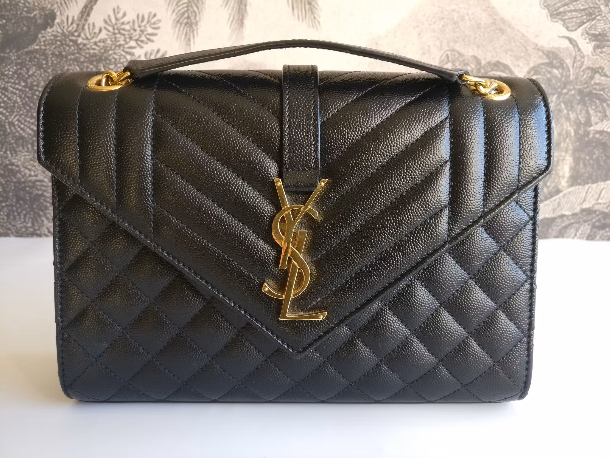 Saint Laurent Envelope Medium Grain de poudre