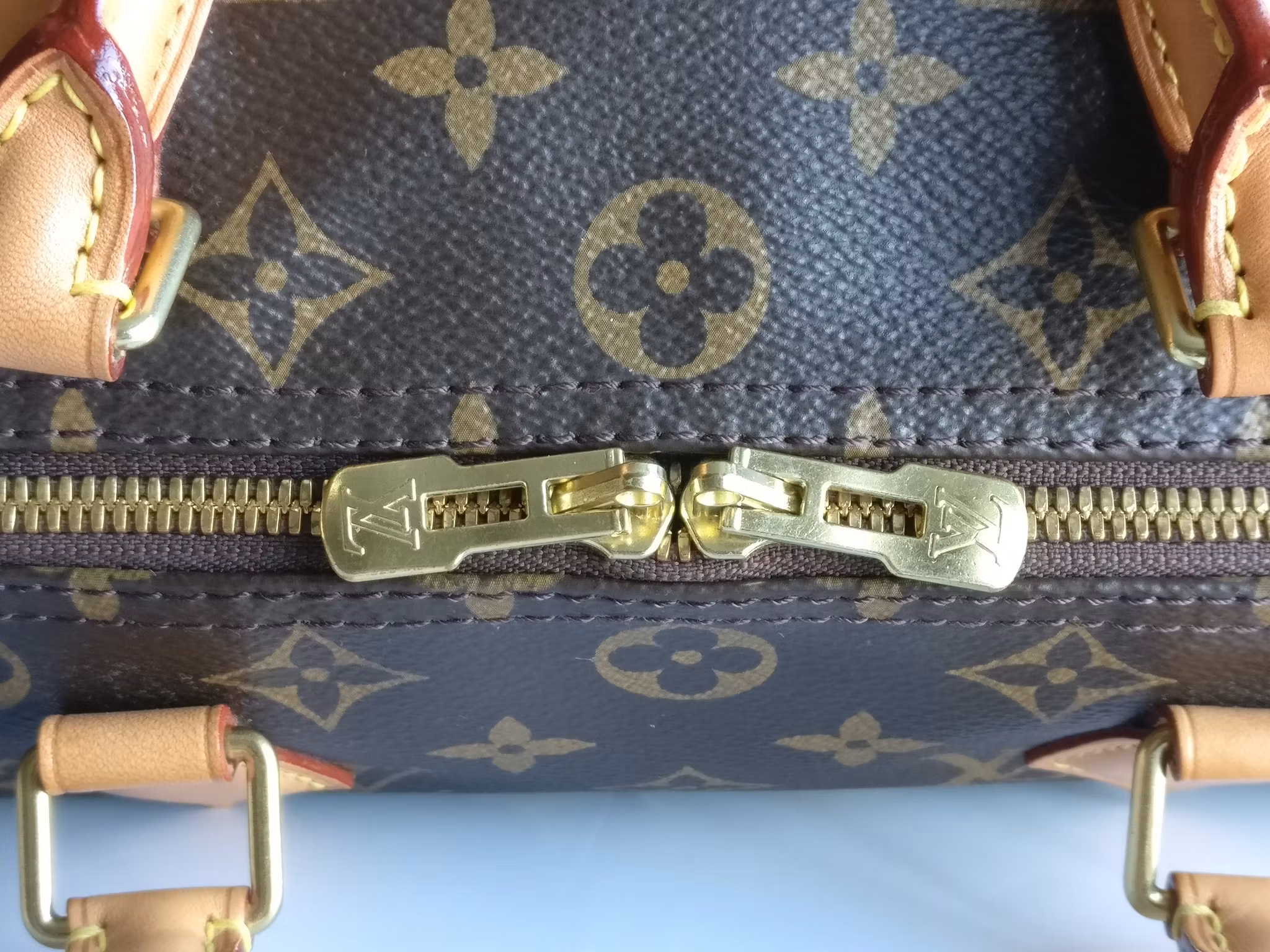 Louis Vuitton Speedy bandouliere 30