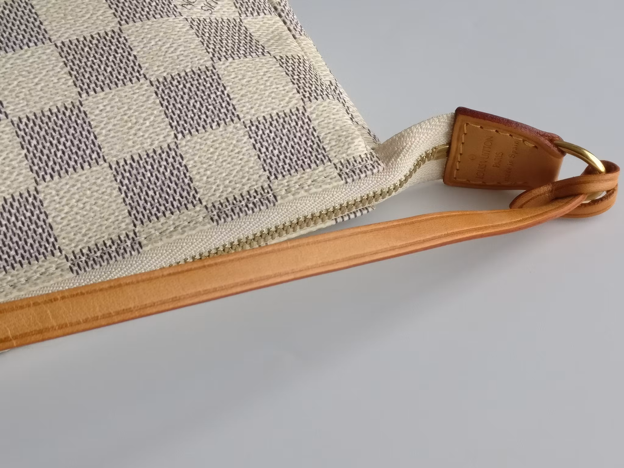 Louis Vuitton Pochette Accessoires damier azur