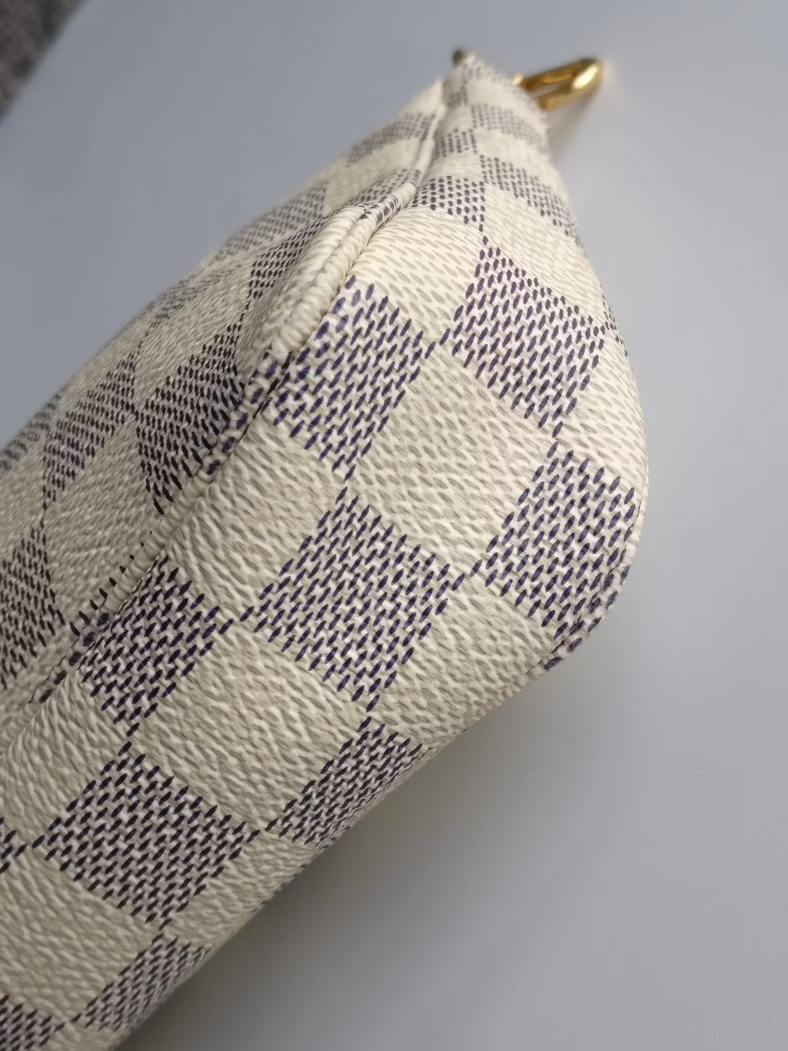 Louis Vuitton Pochette Accessoires damier azur