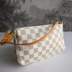 Louis Vuitton Pochette Accessoires damier azur