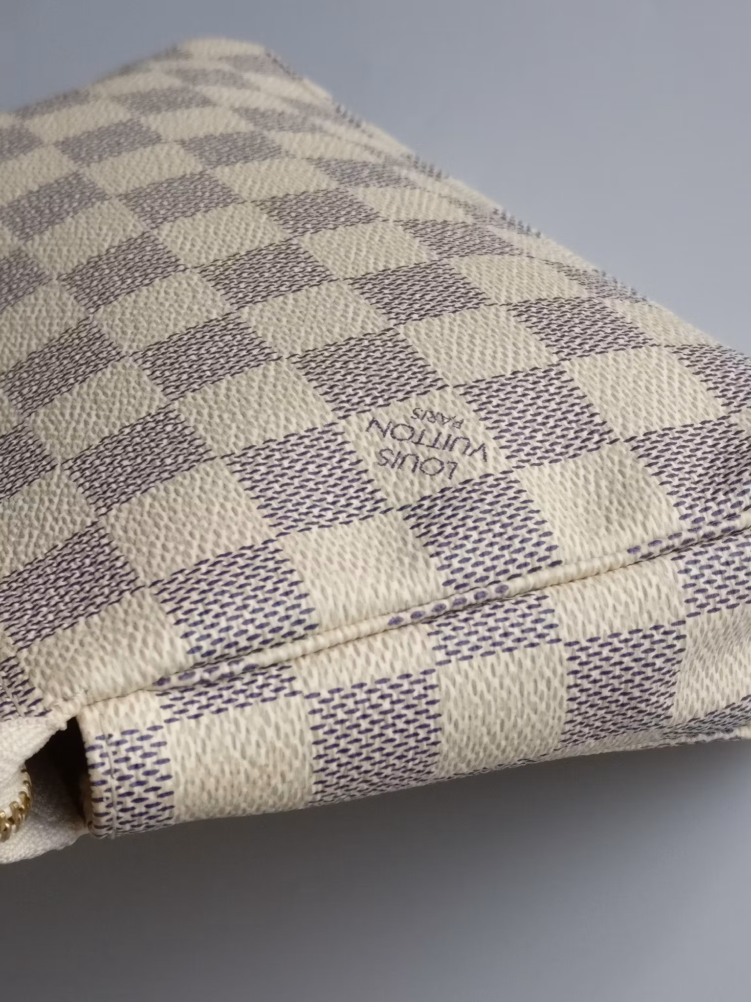 Louis Vuitton Pochette Accessoires damier azur