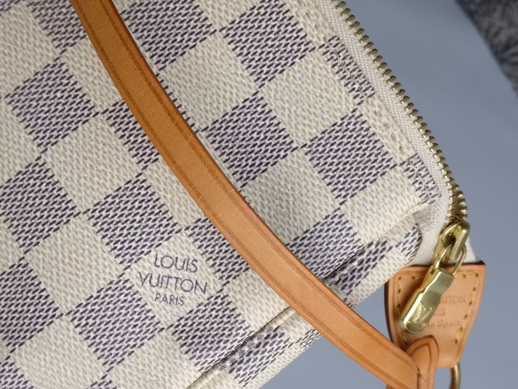 Louis Vuitton Pochette Accessoires damier azur