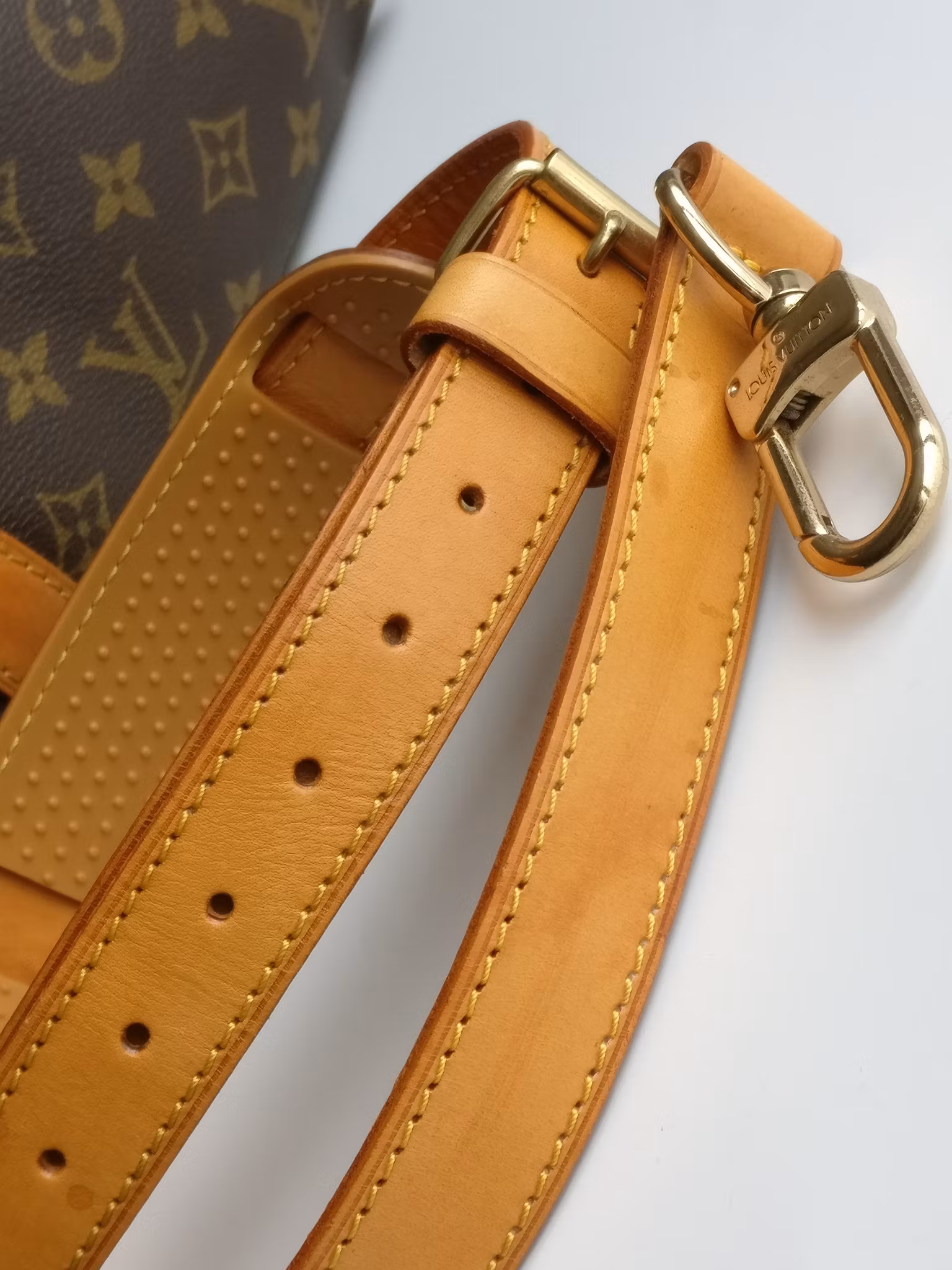Louis Vuitton Keepall Bandouliere 45