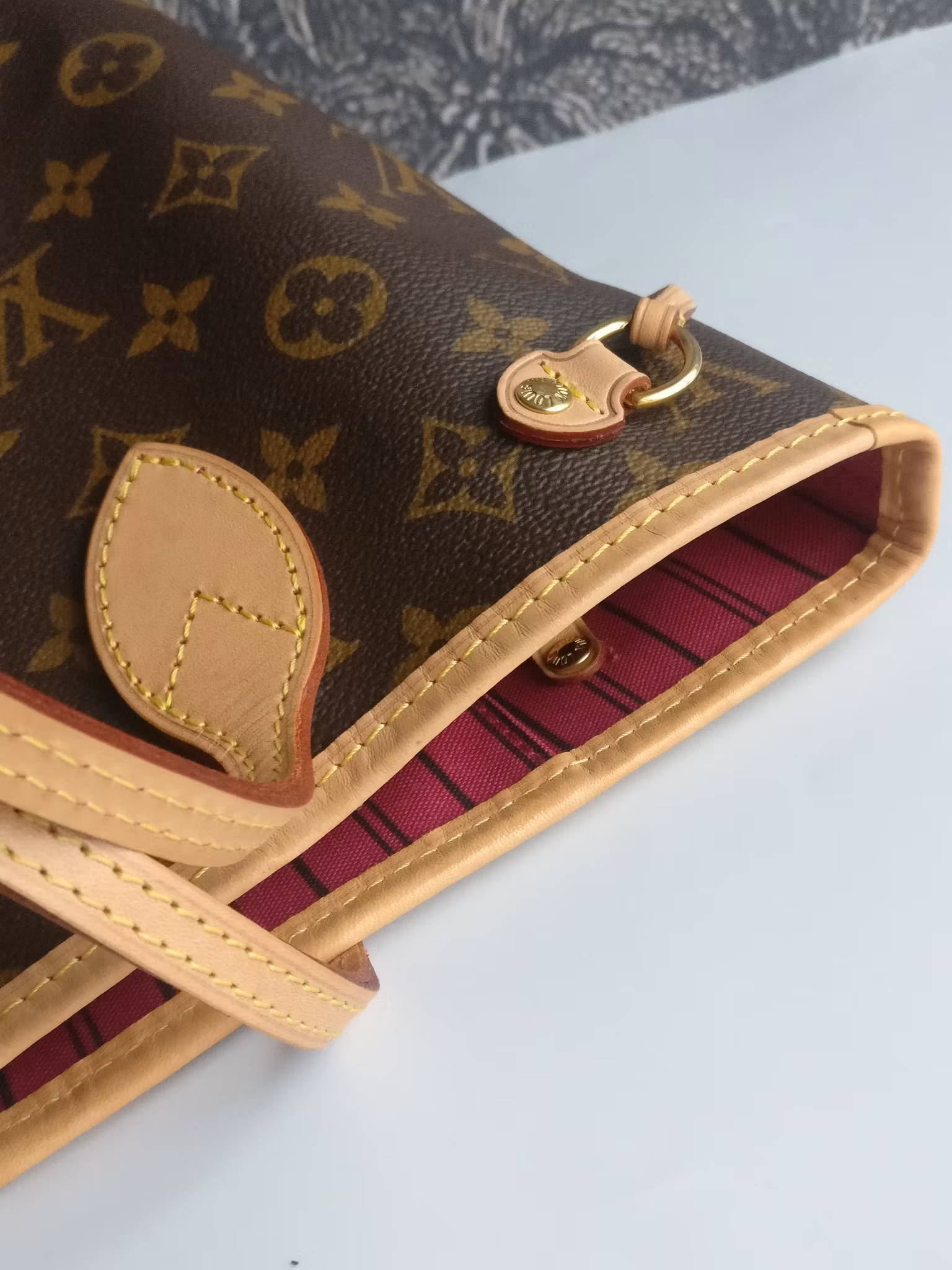 Louis Vuitton Neverfull PM