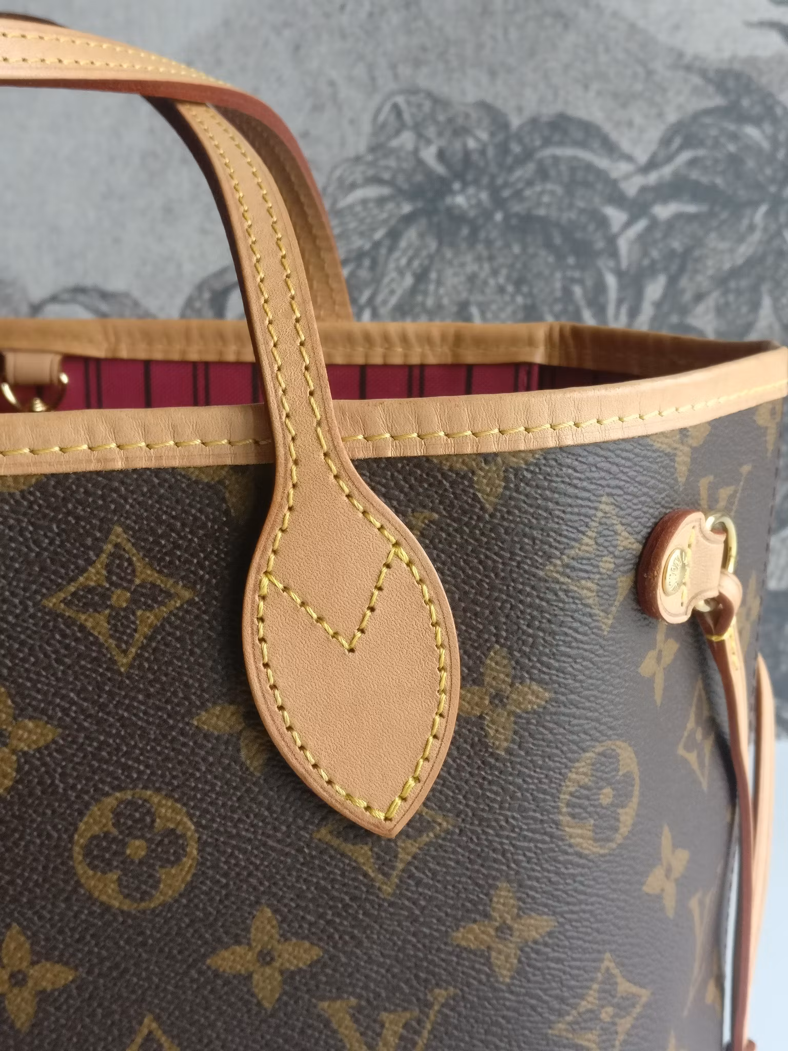 Louis Vuitton Neverfull PM