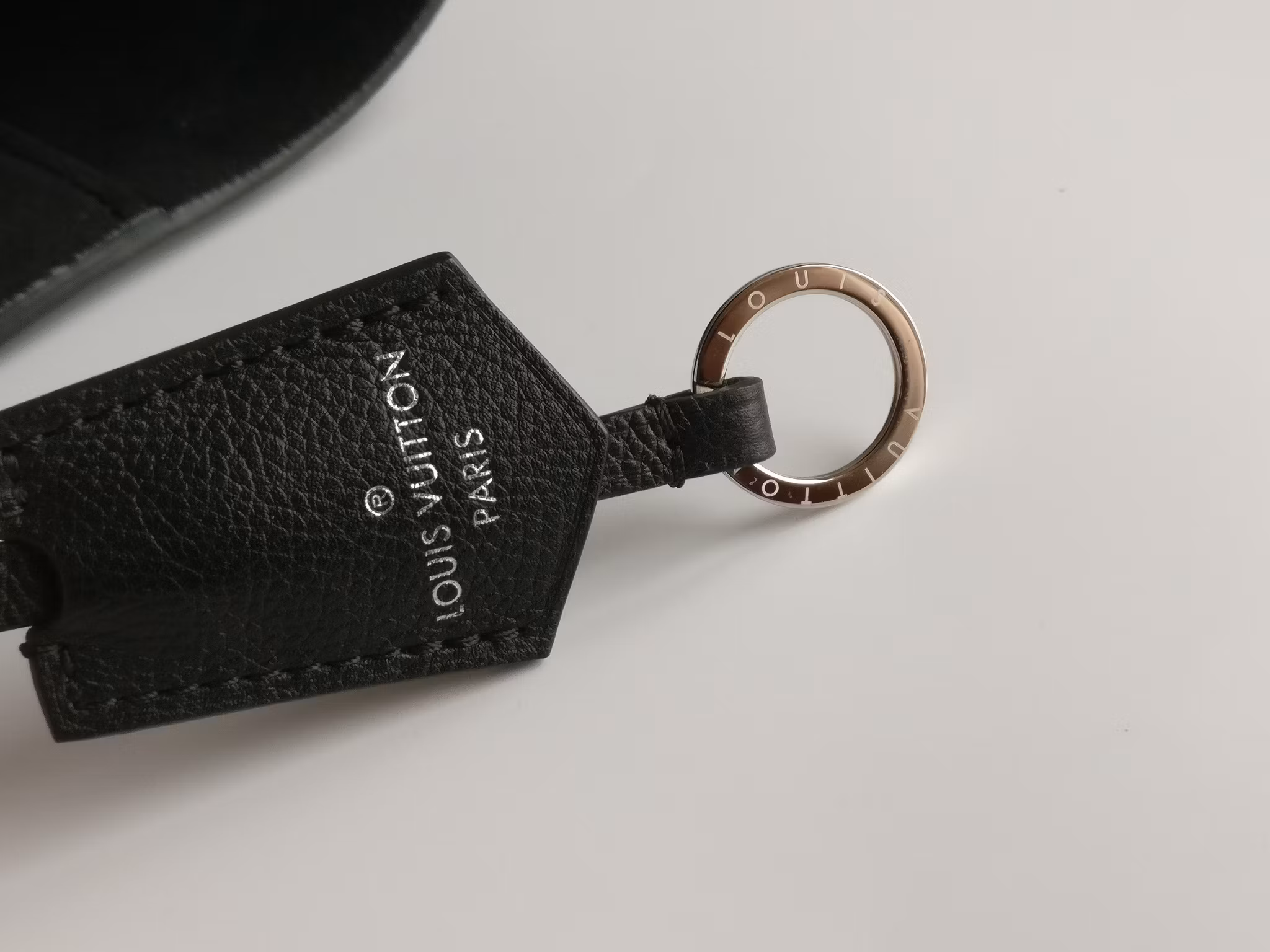 Louis Vuitton LockMe Cabas Tote Noir