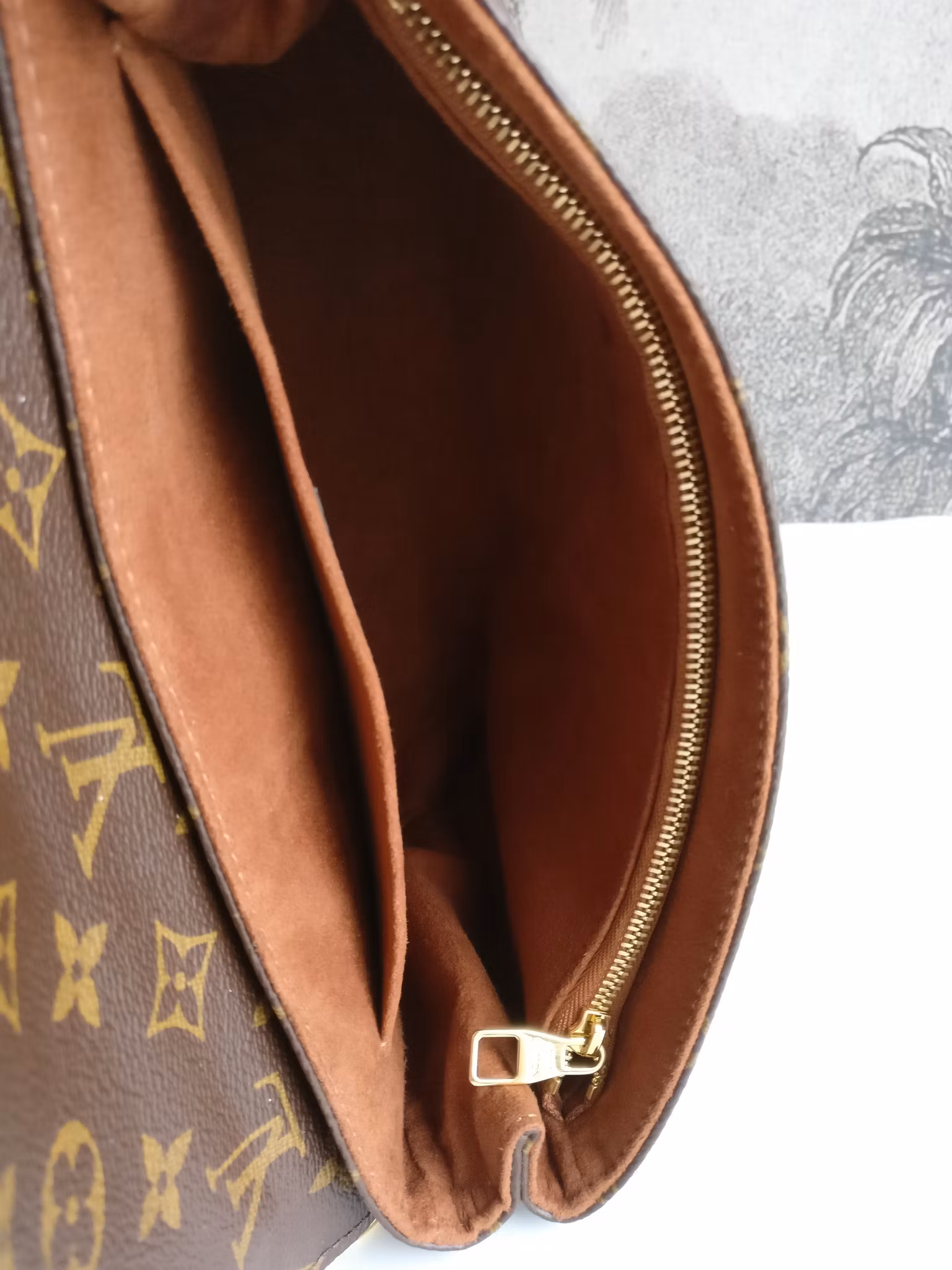 Louis Vuitton Saint Placide Caramel