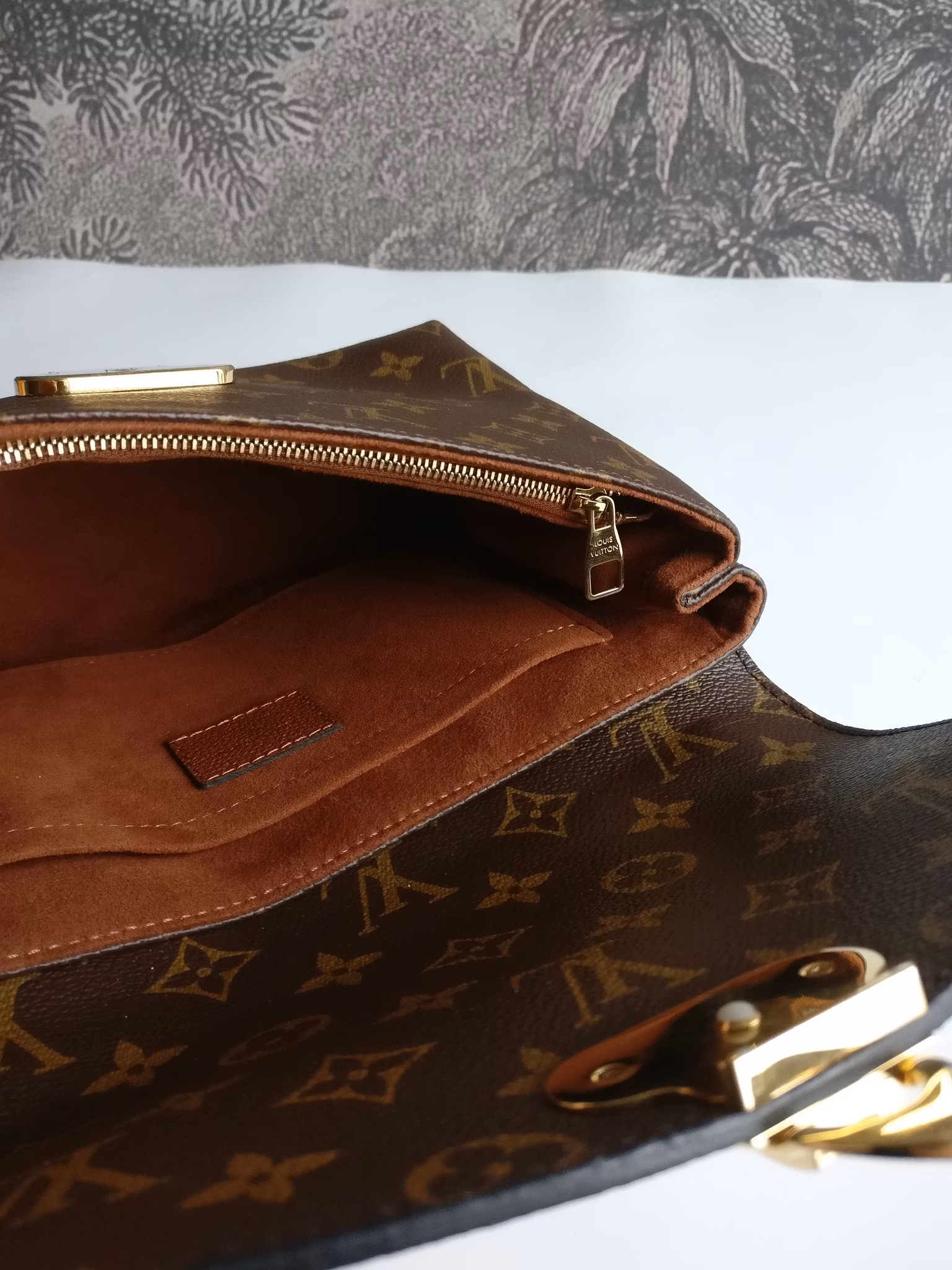 Louis Vuitton Saint Placide Caramel