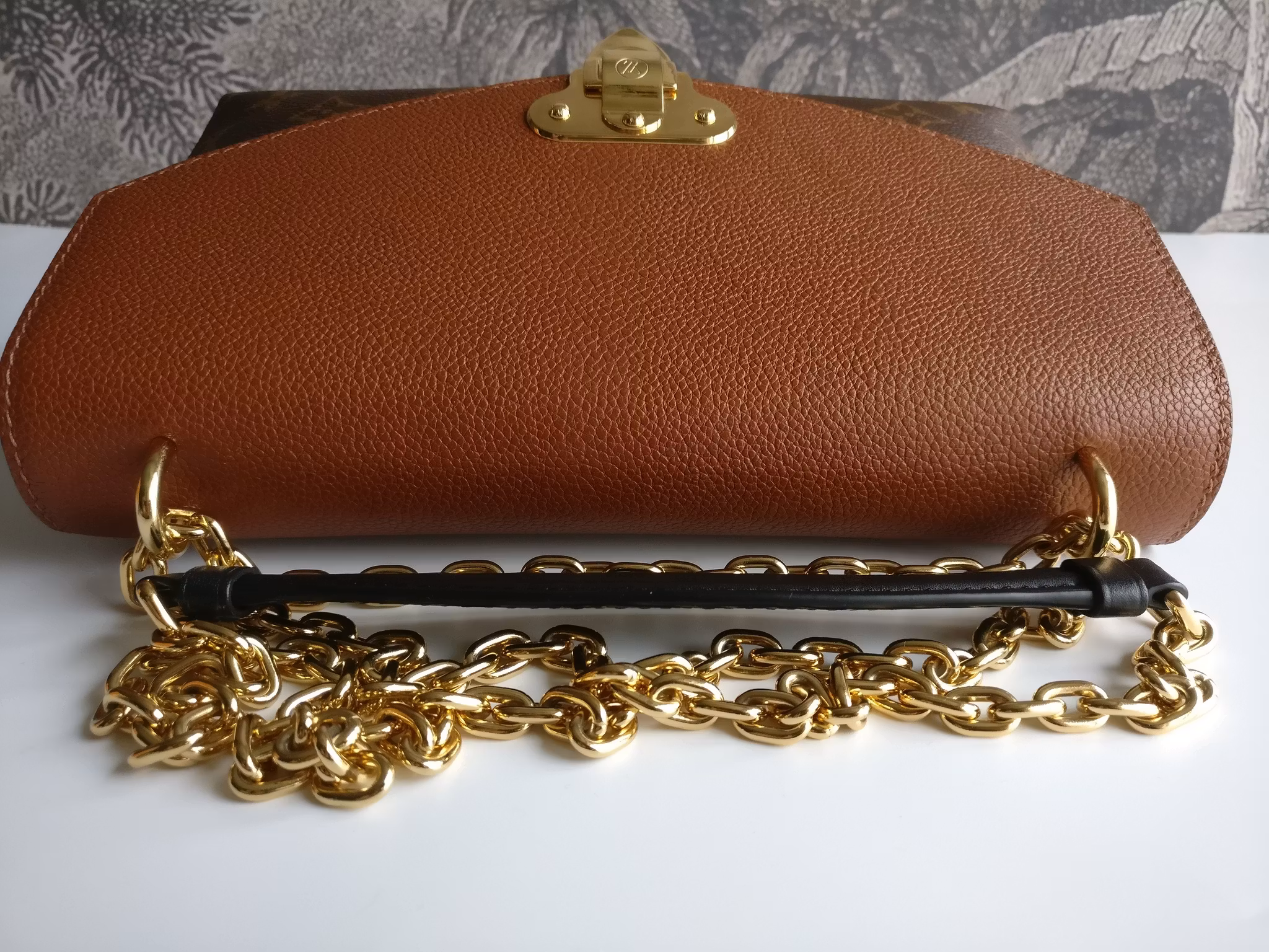 Louis Vuitton Saint Placide Caramel