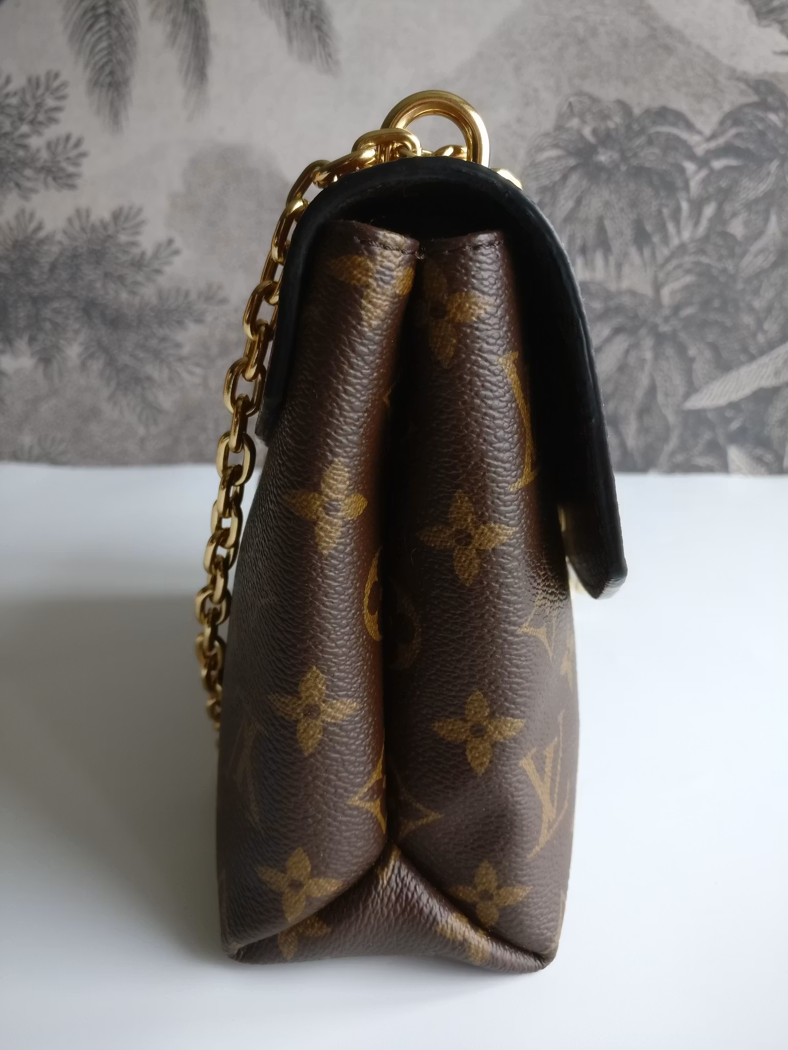 Louis Vuitton Saint Placide Caramel