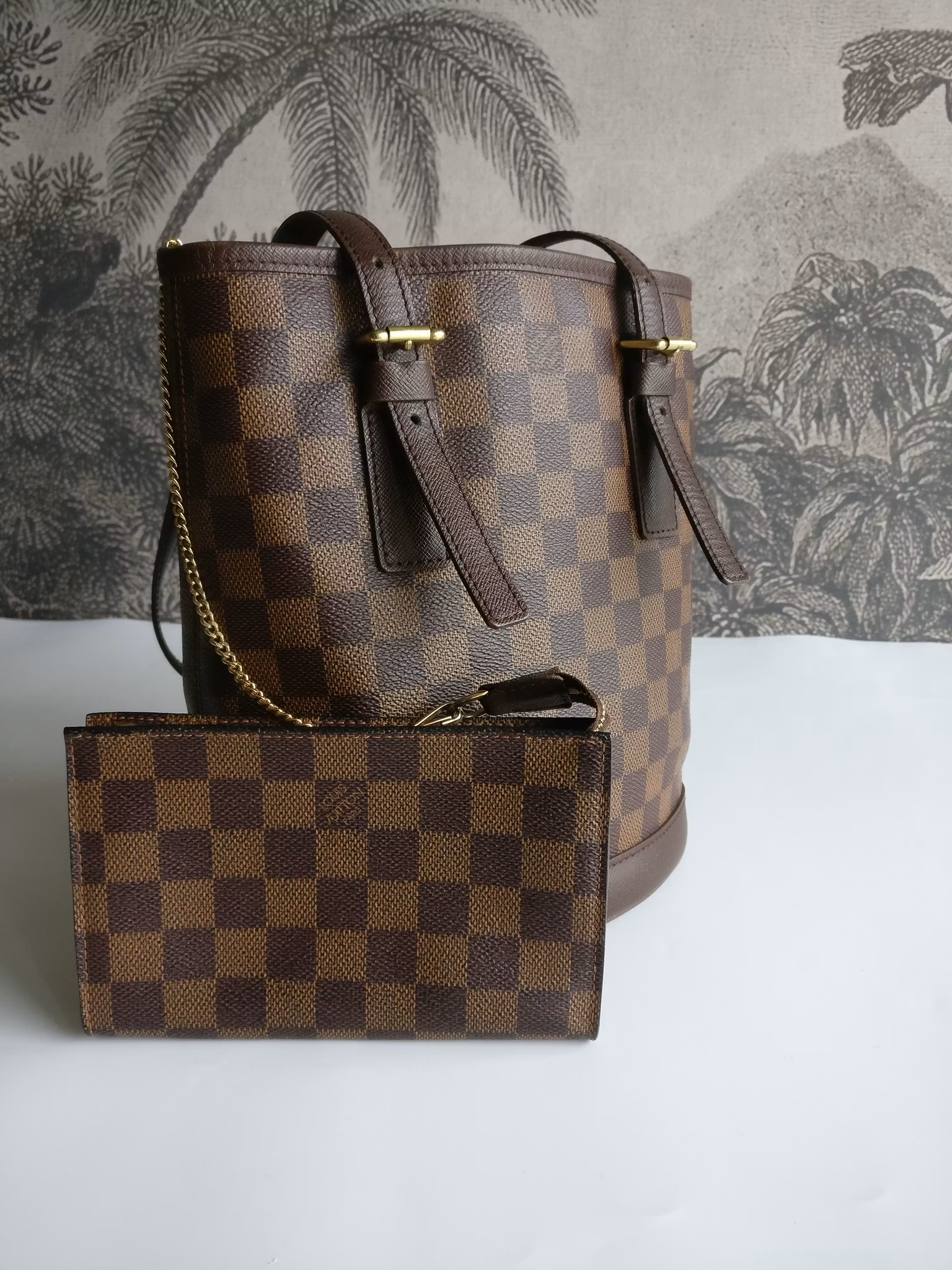 Louis Vuitton Bucket PM damier ebene Marais