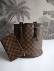 Louis Vuitton Bucket PM damier ebene Marais