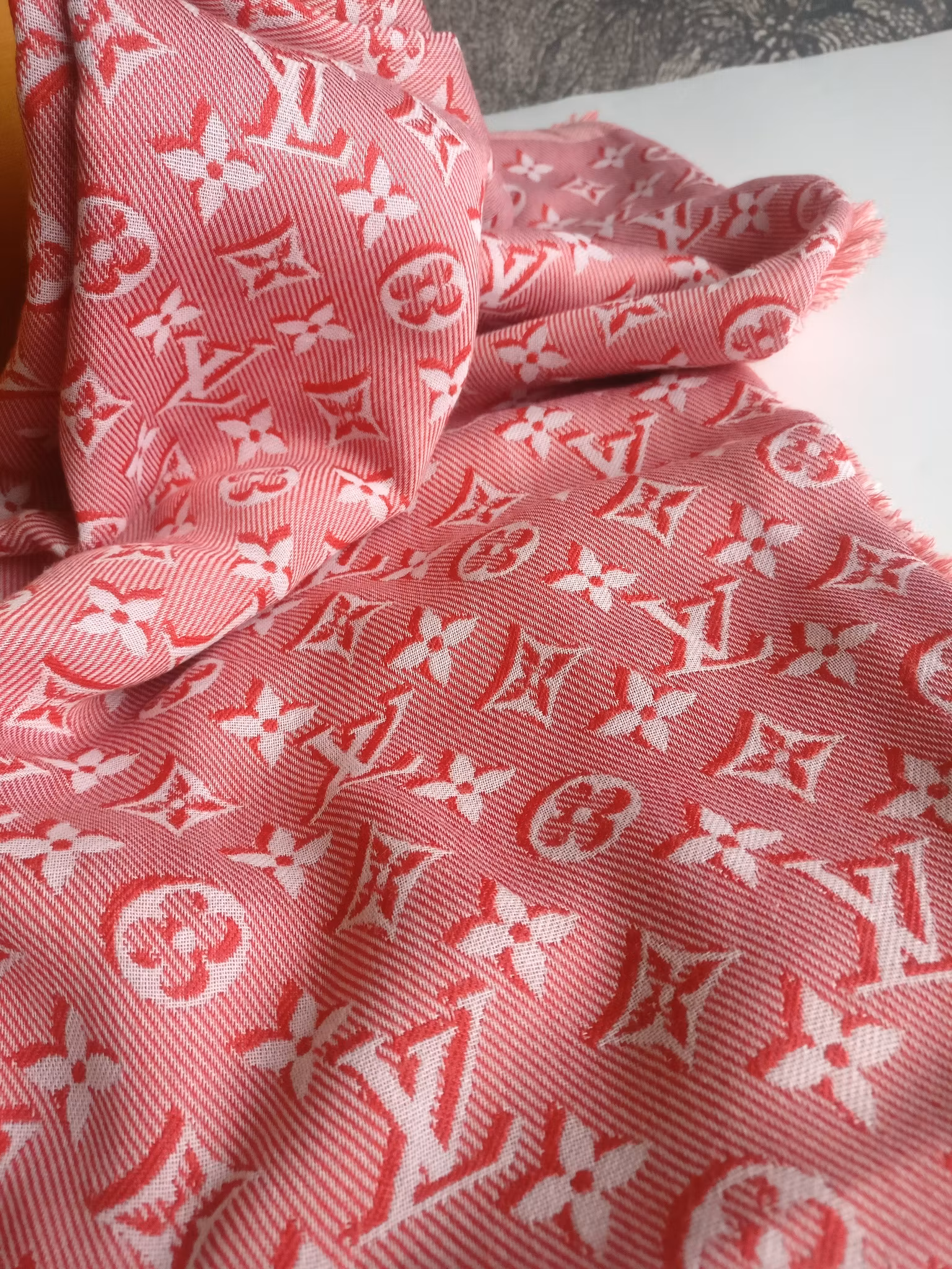 Louis Vuitton Umbra Monogram Shawl Rouge