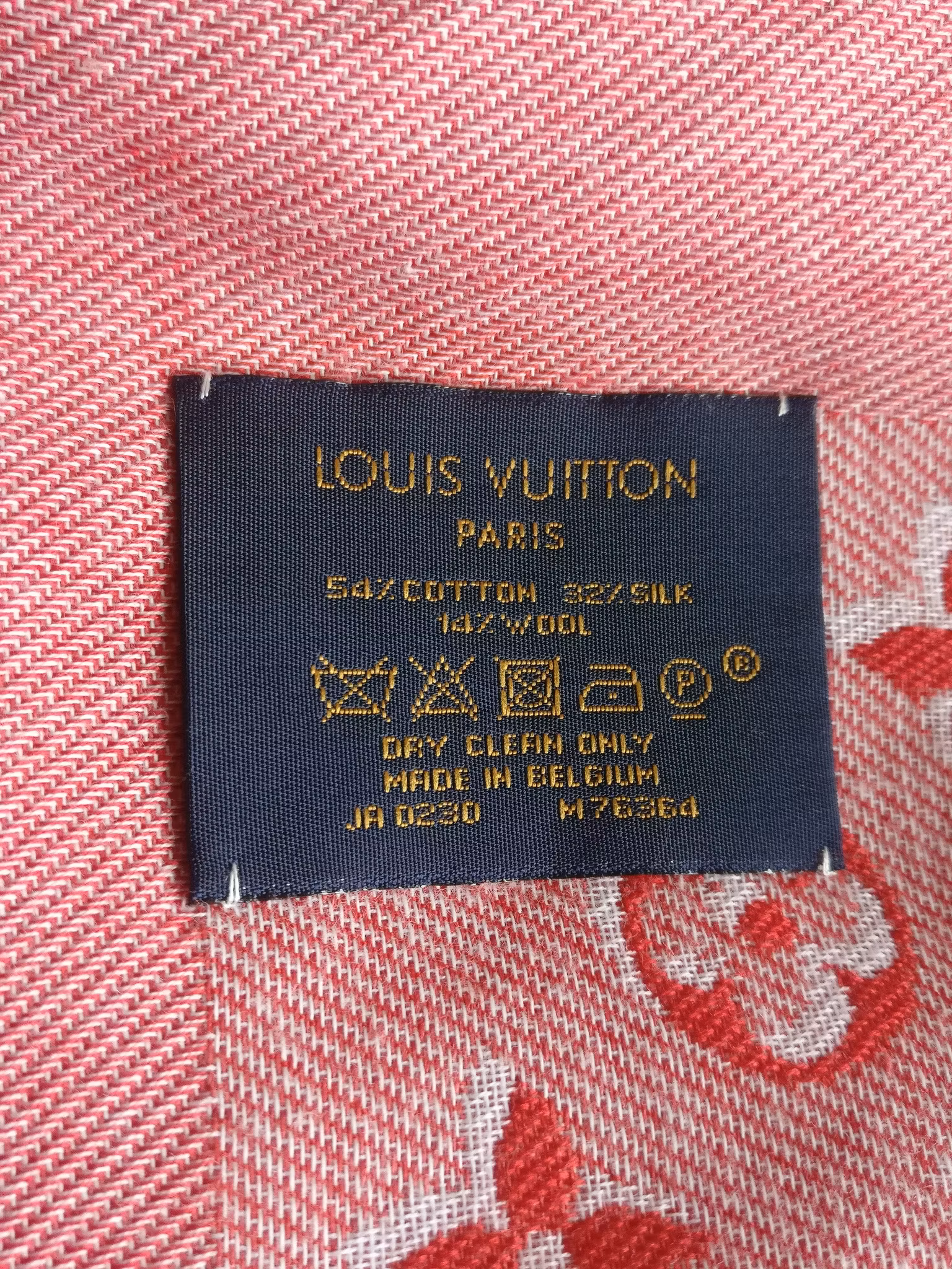 Louis Vuitton Umbra Monogram Shawl Rouge