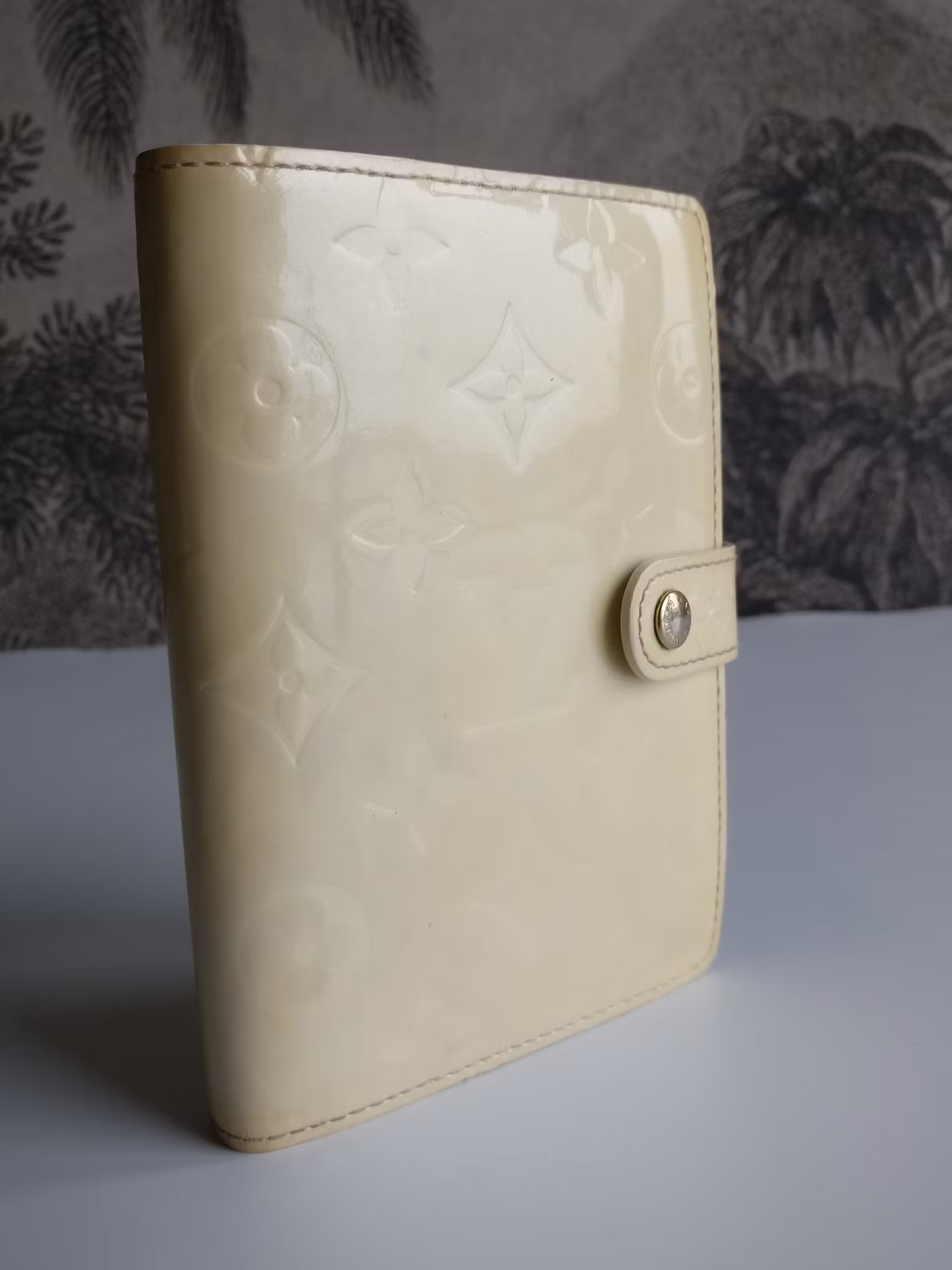 Louis Vuitton Small Ring Agenda Vernis