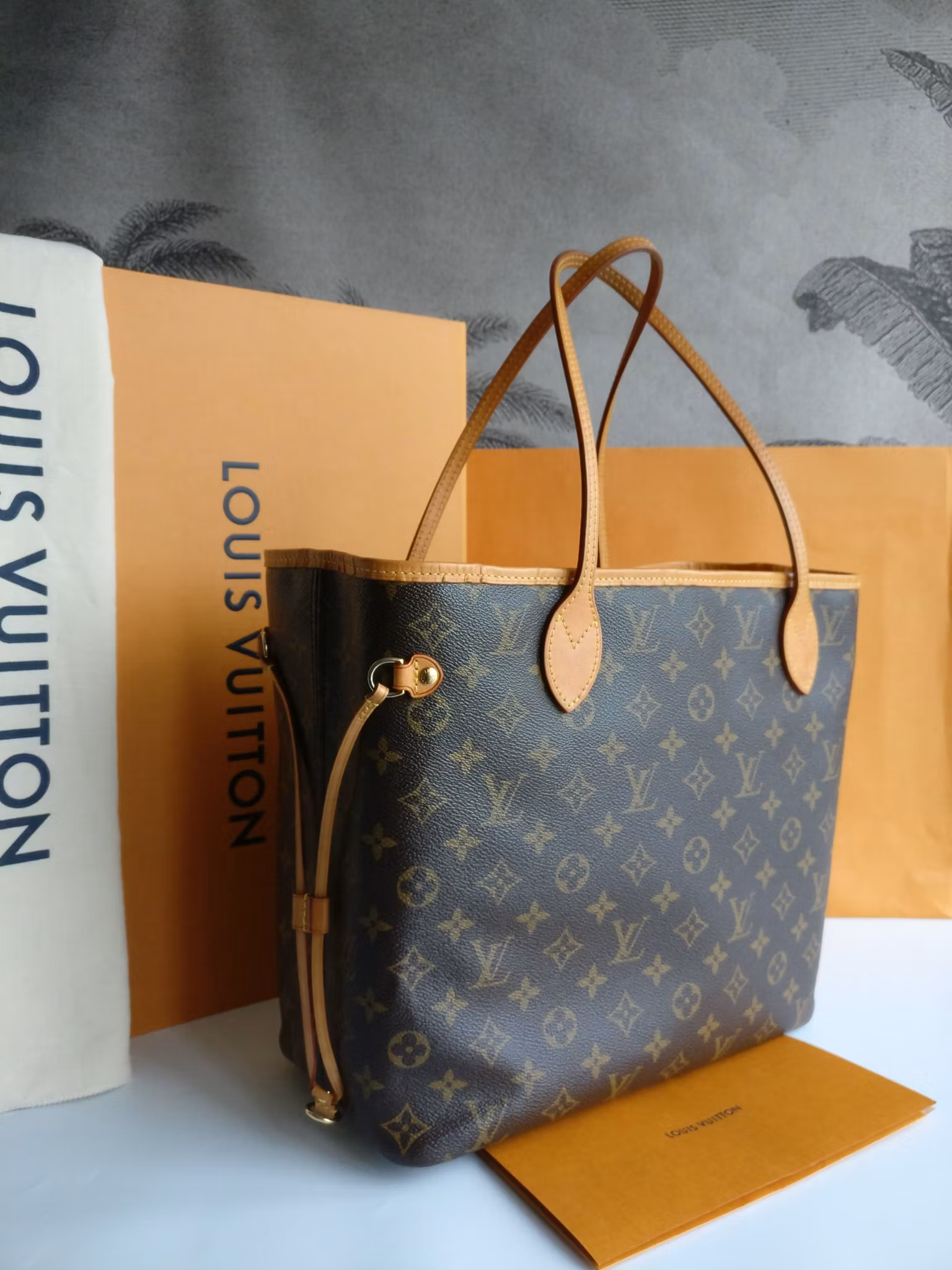 Louis Vuitton Neverfull MM