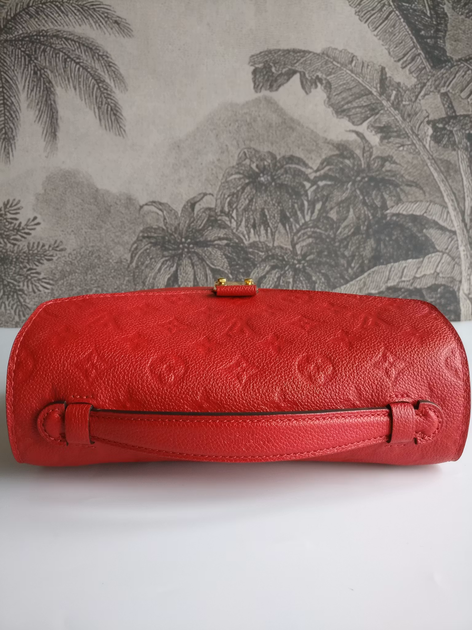 Louis Vuitton Pochette Metis Scarlet Red
