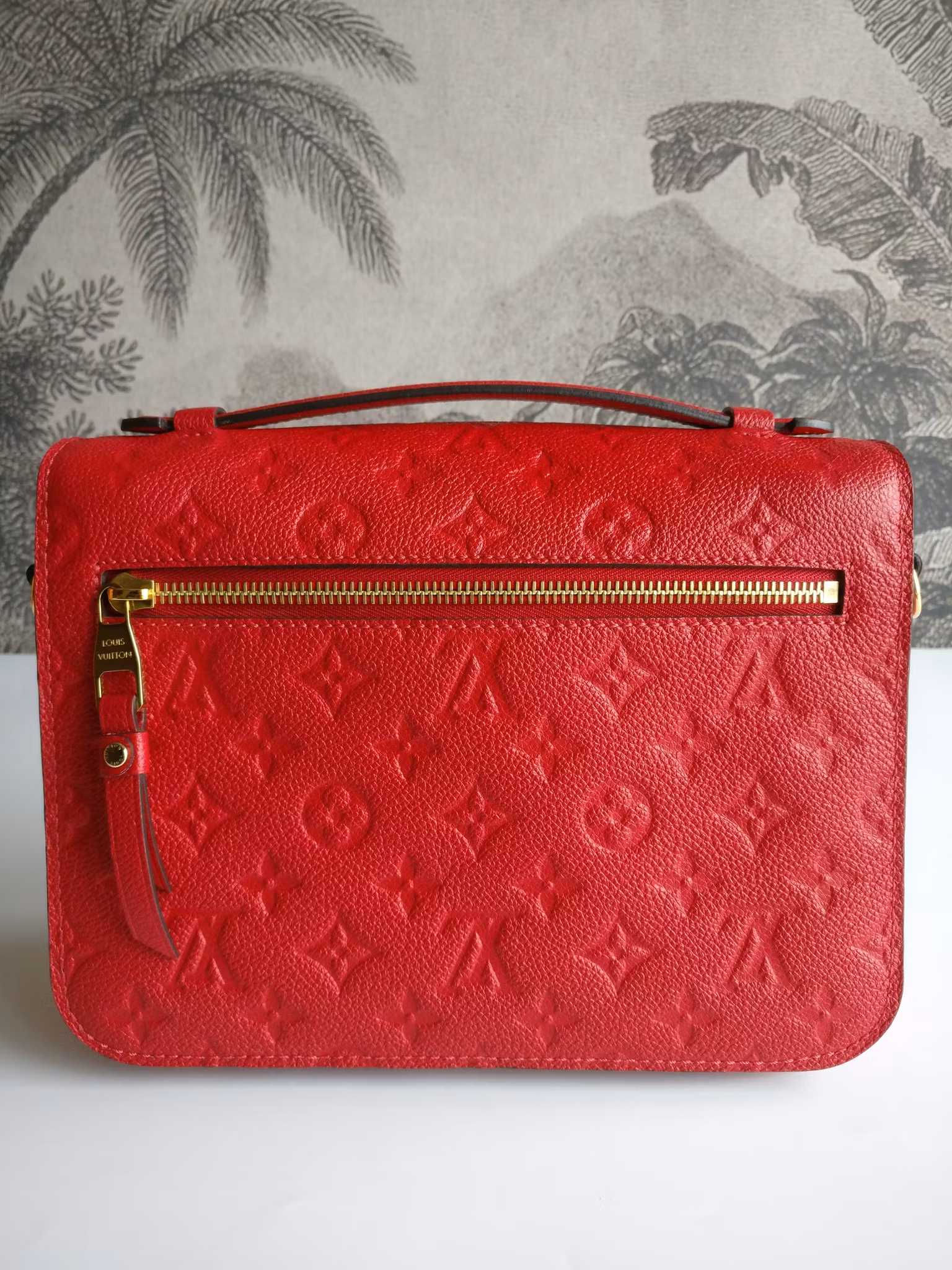 Louis Vuitton Pochette Metis Scarlet Red