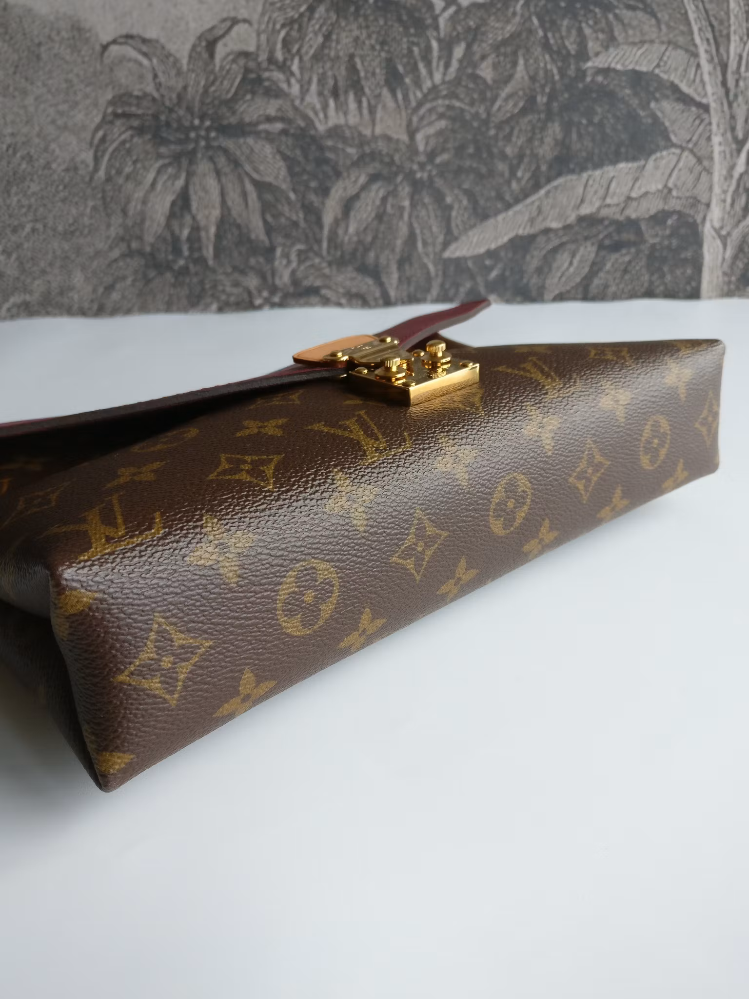 Louis Vuitton Pallas Chain Bag