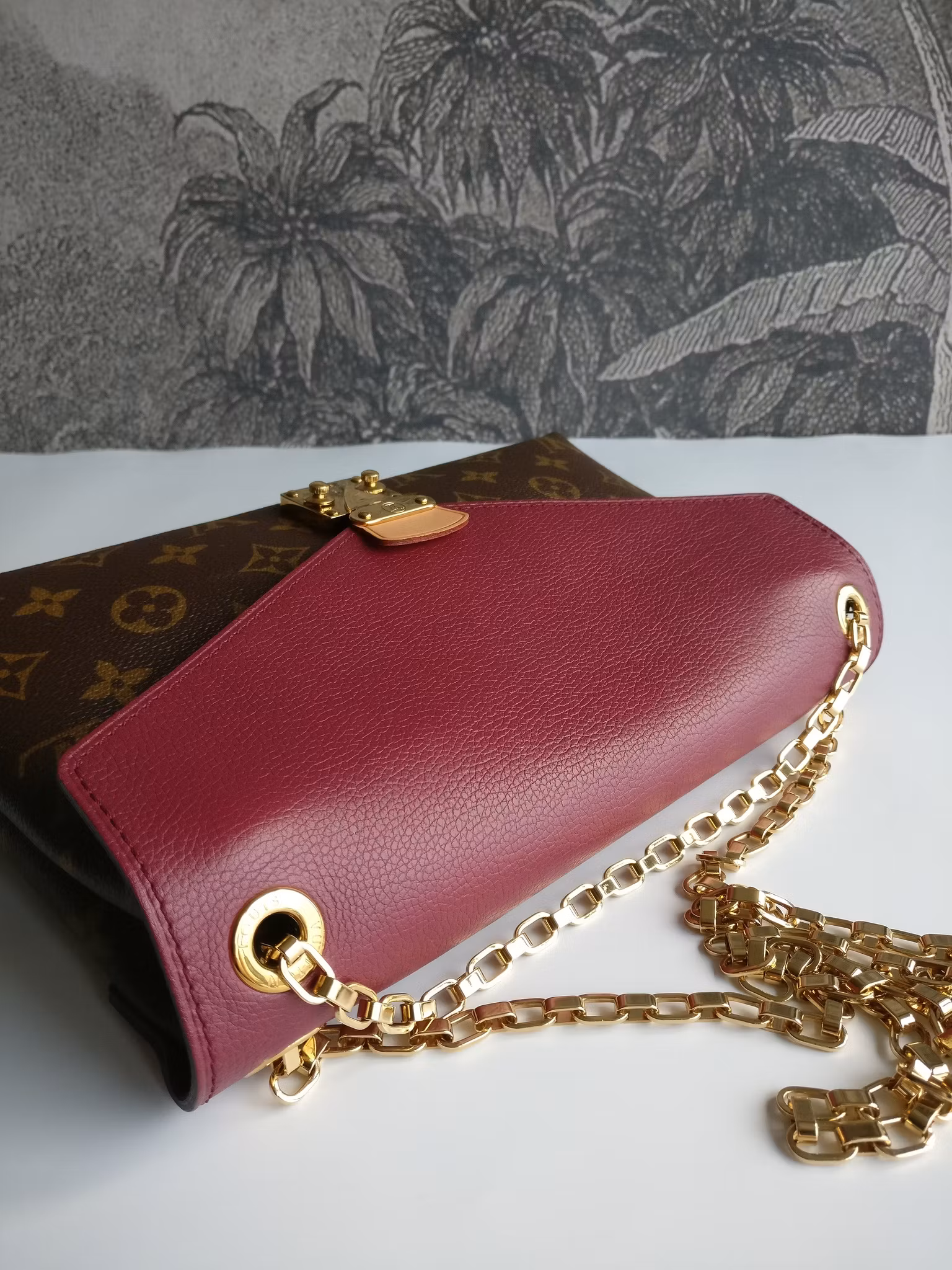 Louis Vuitton Pallas Chain Bag