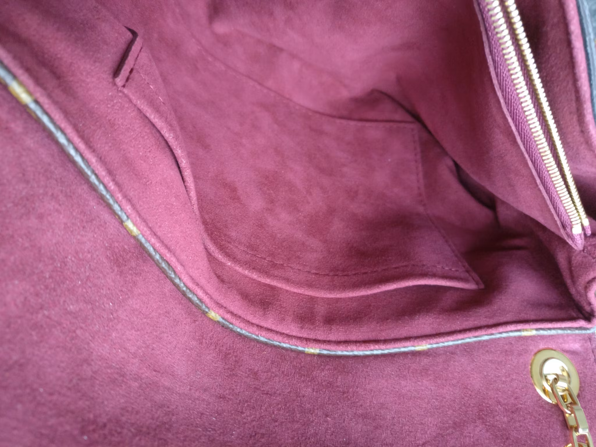 Louis Vuitton Pallas Chain Bag