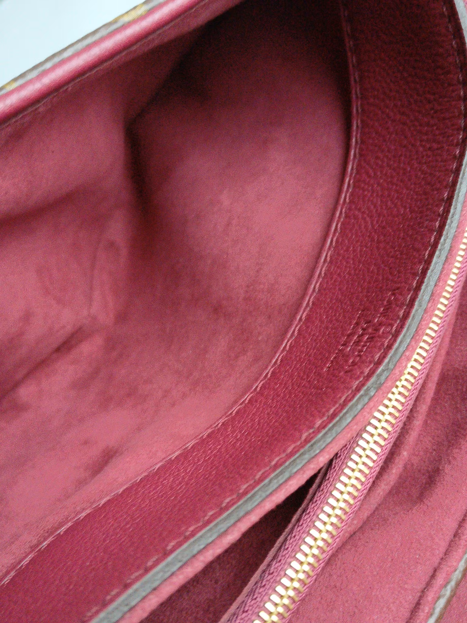 Louis Vuitton Pallas Chain Bag