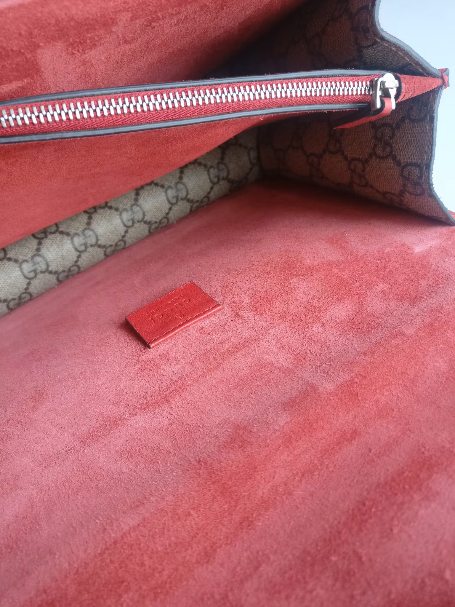 Gucci Dionysus Small Shoulder Bag