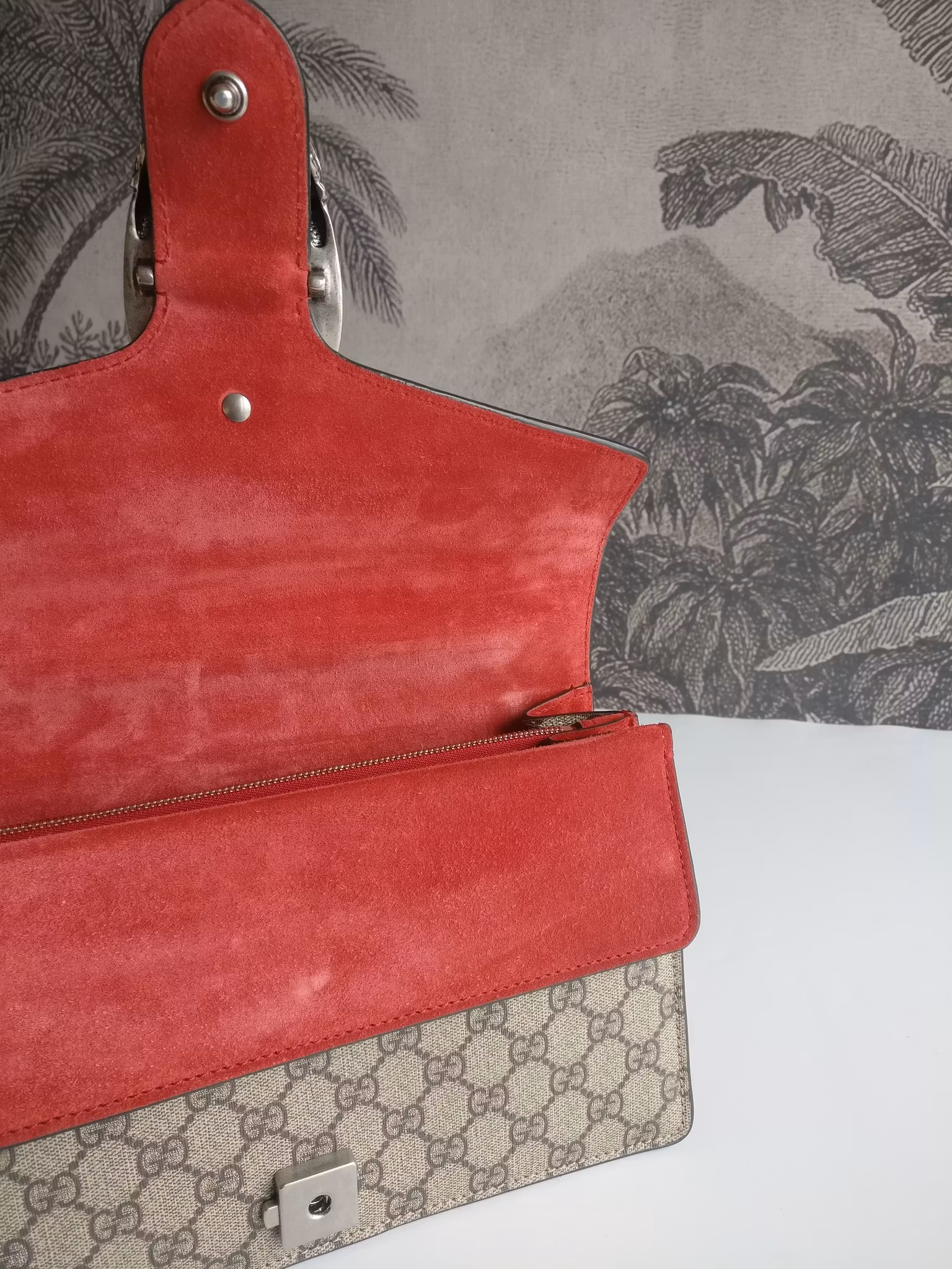 Gucci Dionysus Small Shoulder Bag