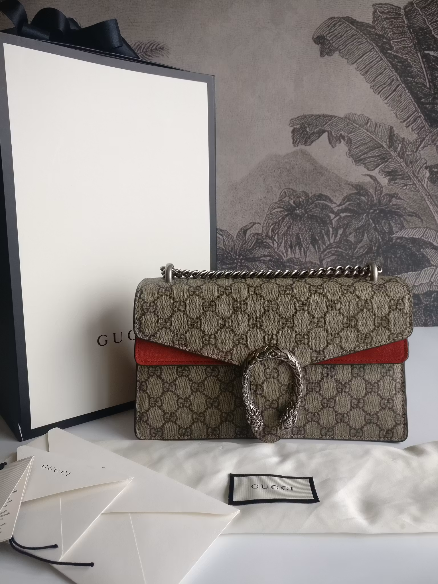 Gucci Dionysus Small Shoulder Bag