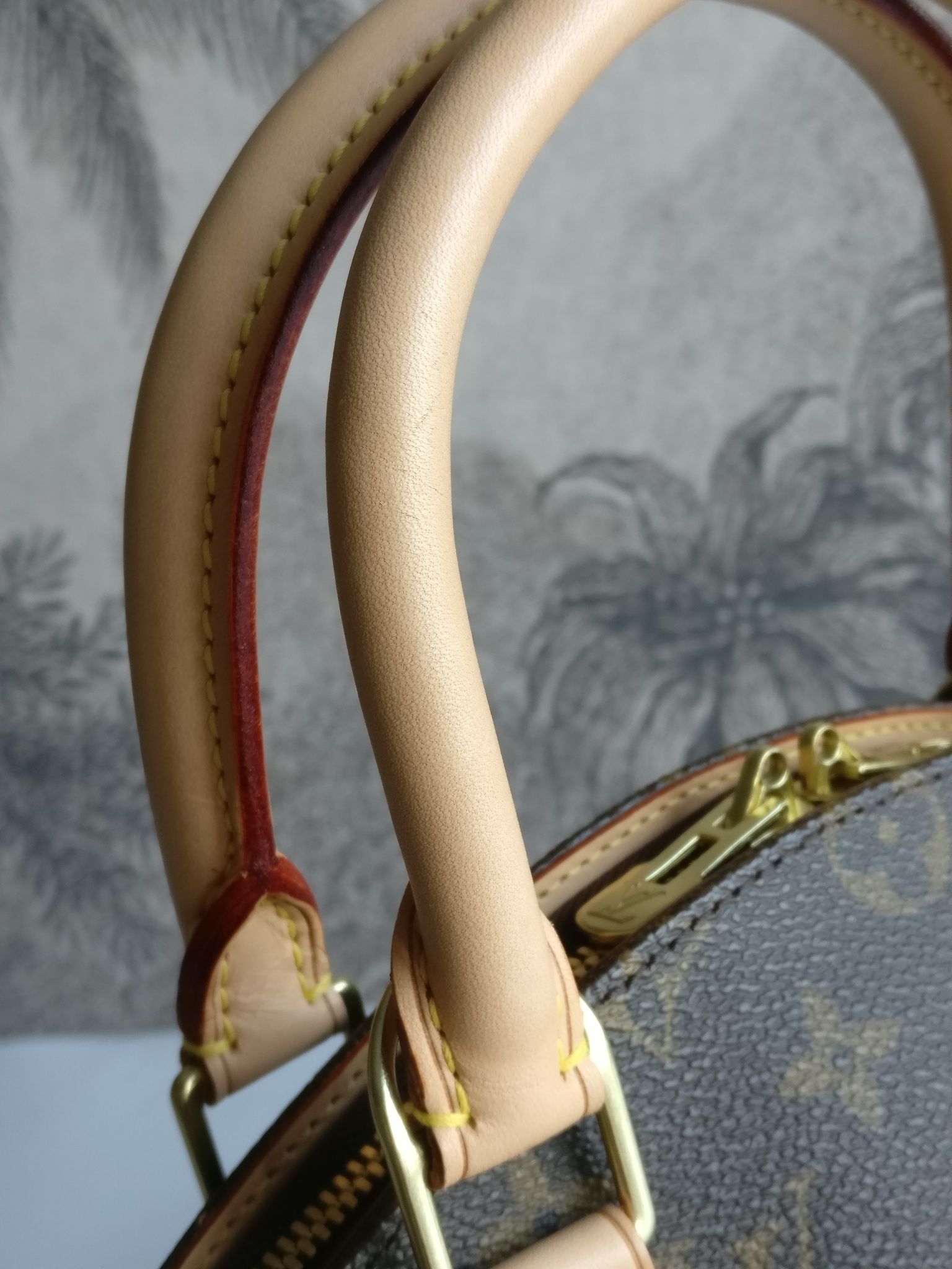 Louis Vuitton Ellipse PM