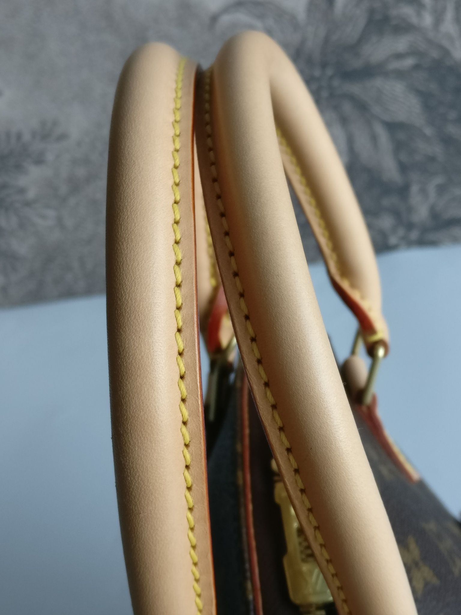 Louis Vuitton Ellipse PM