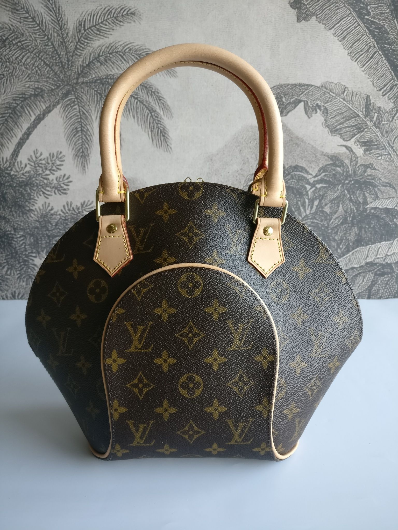 Louis Vuitton Ellipse PM