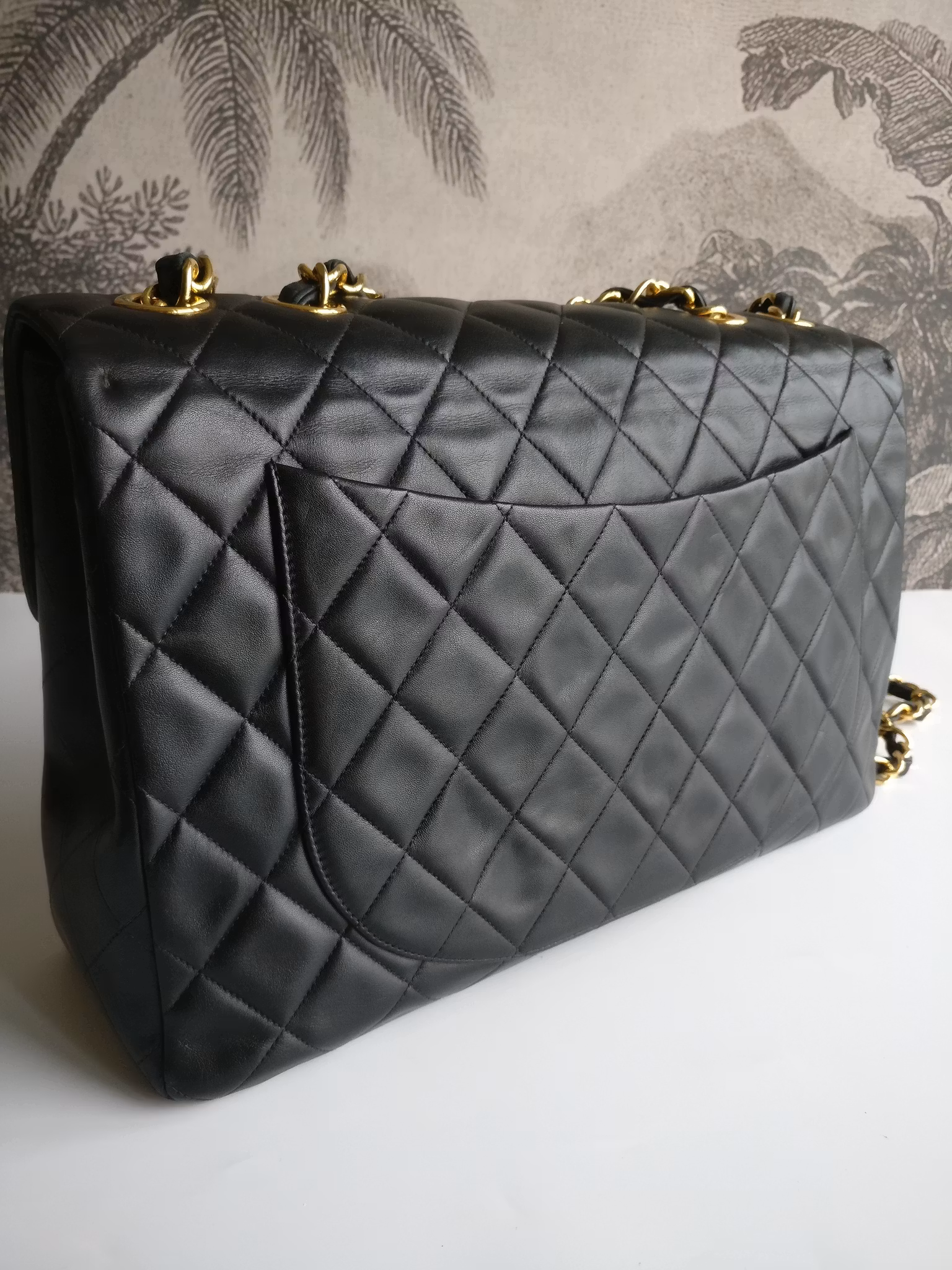 Chanel Jumbo Maxi Single Flap