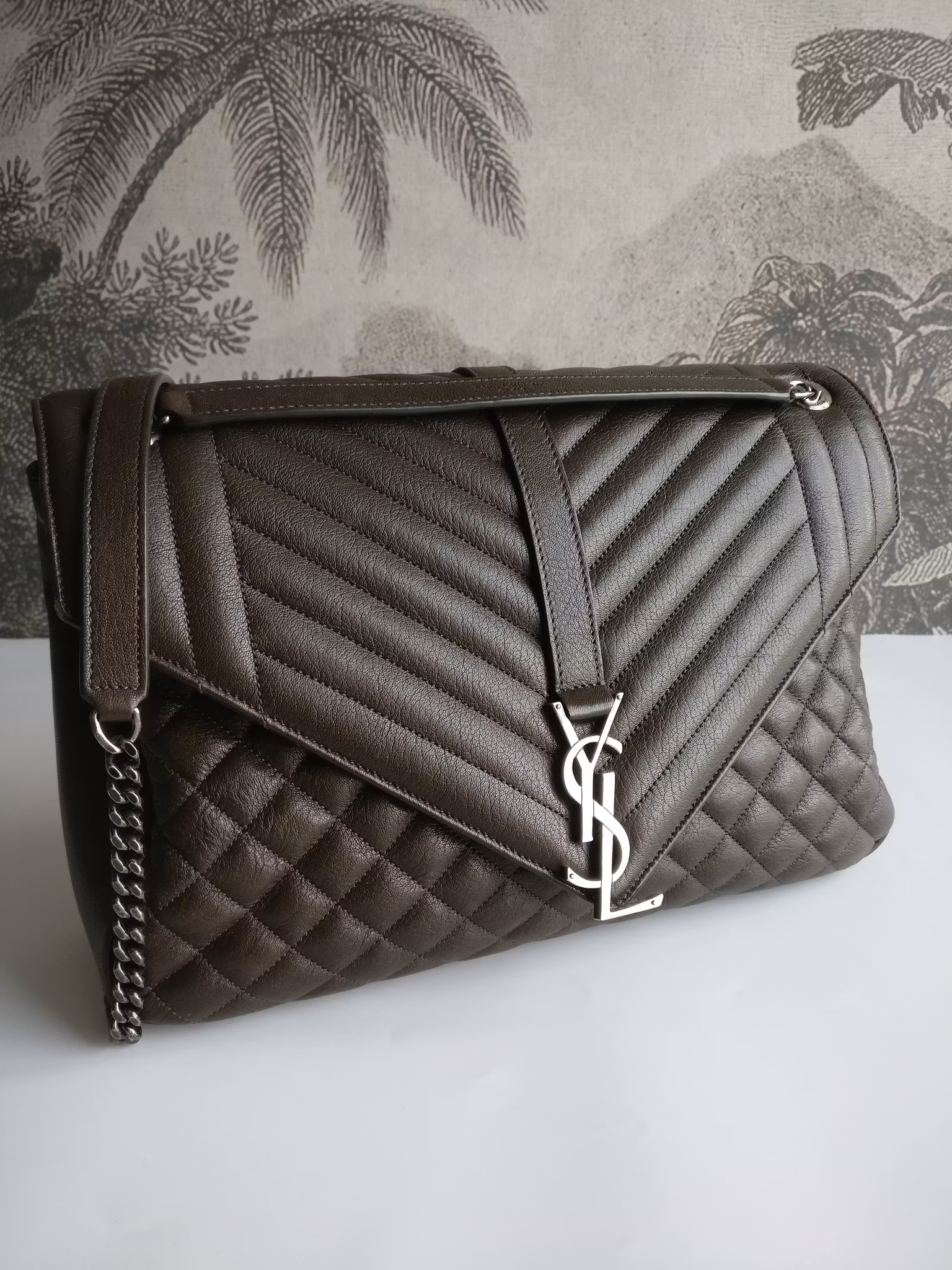 Saint Laurent Envelope Large Soft