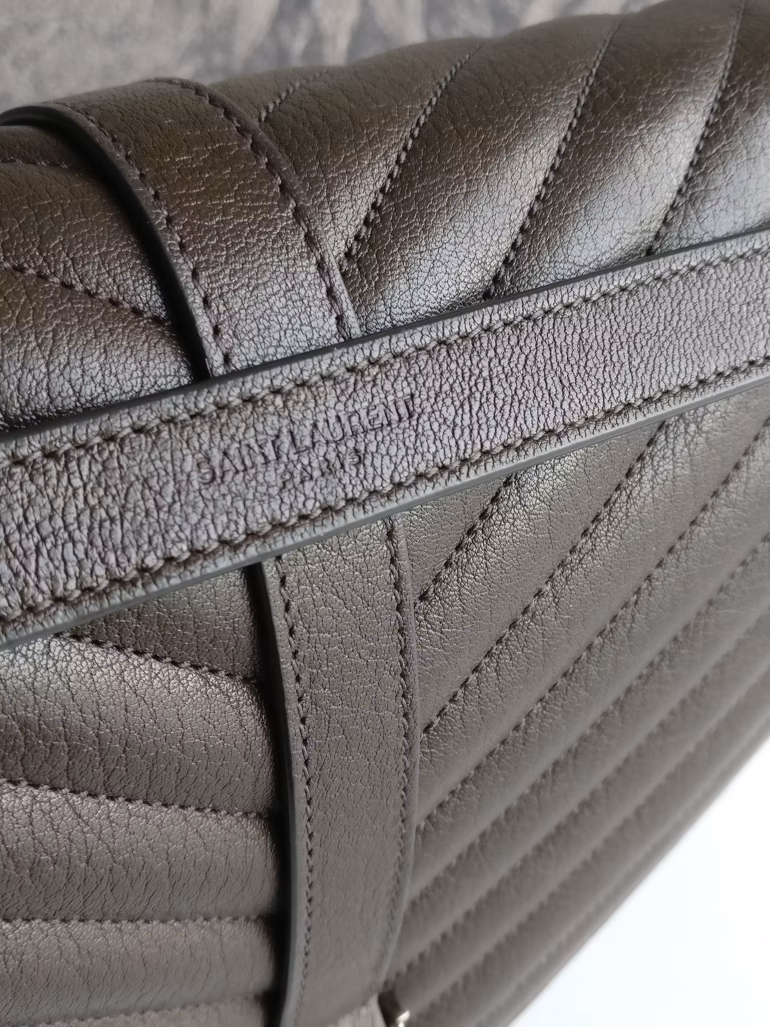 Saint Laurent Envelope Large Soft