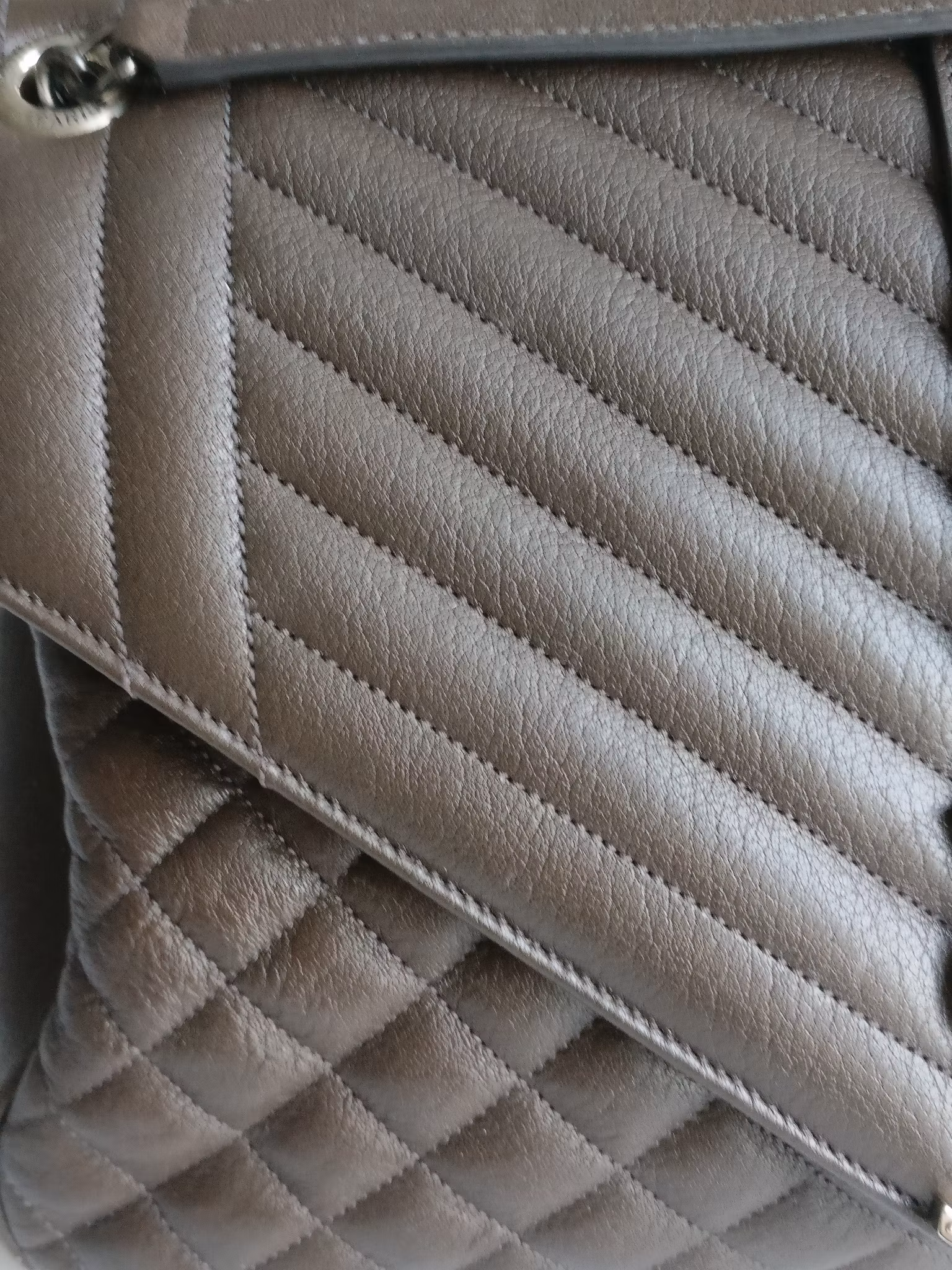 Saint Laurent Envelope Large Soft