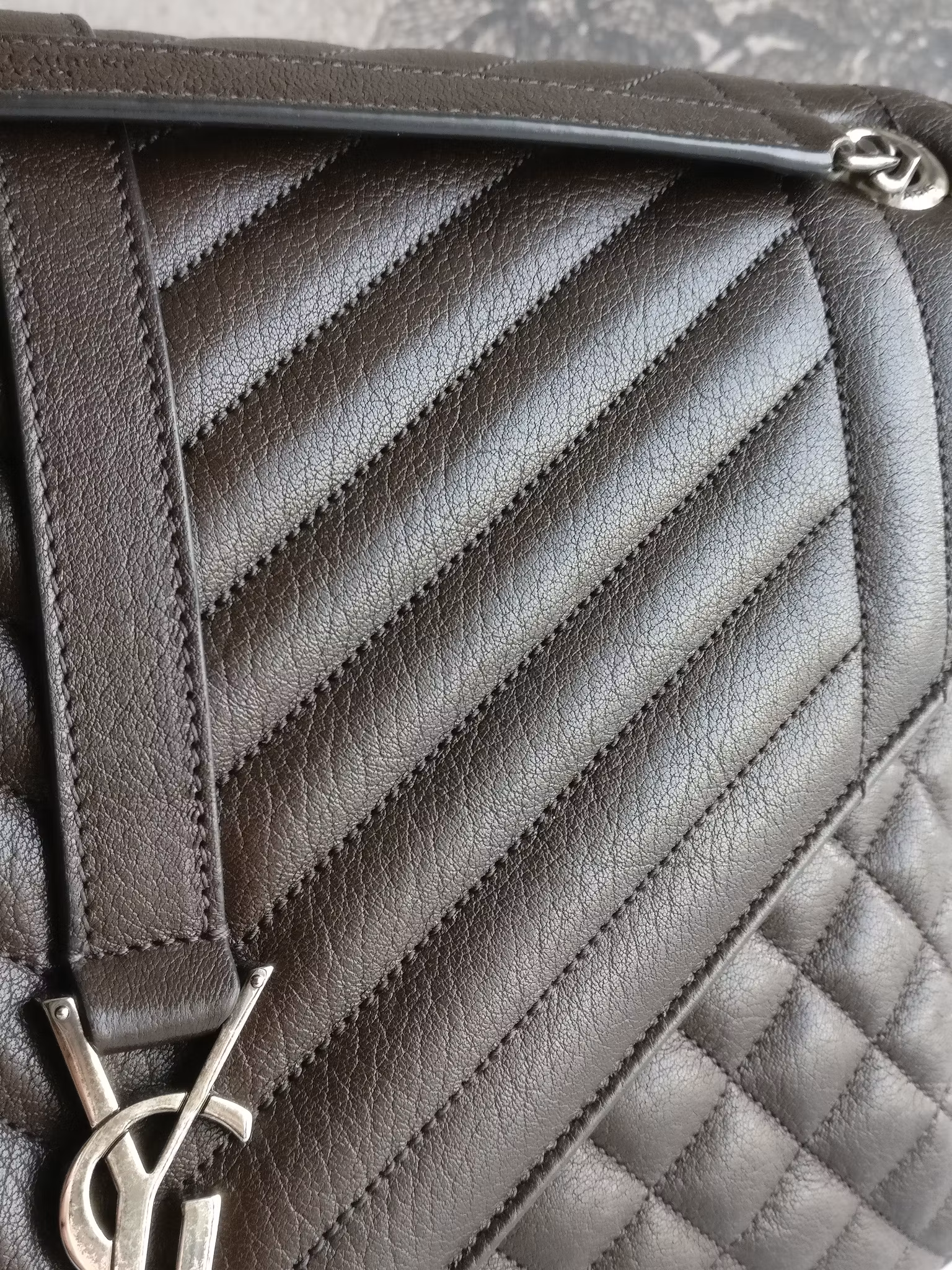Saint Laurent Envelope Large Soft