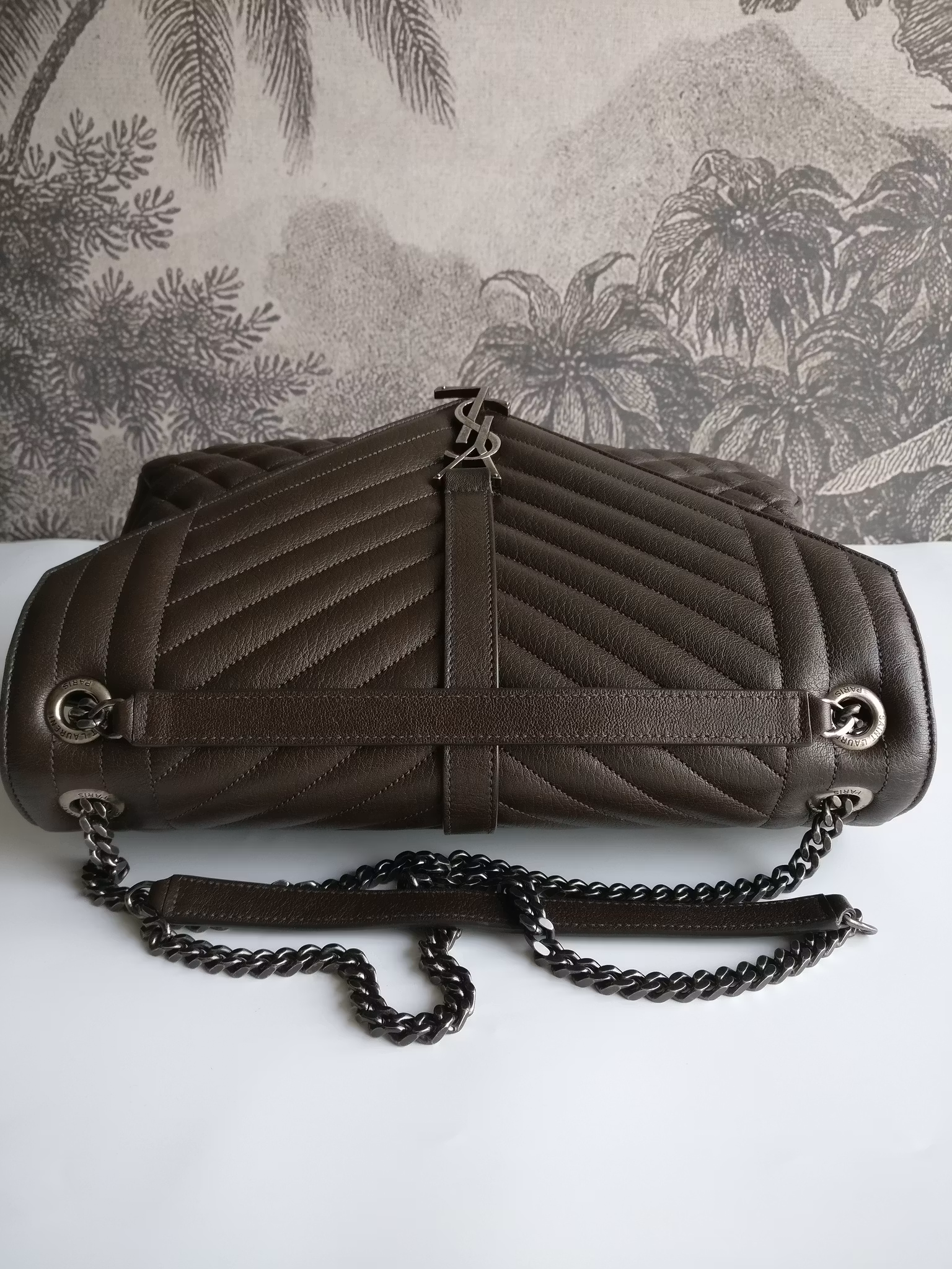 Saint Laurent Envelope Large Soft