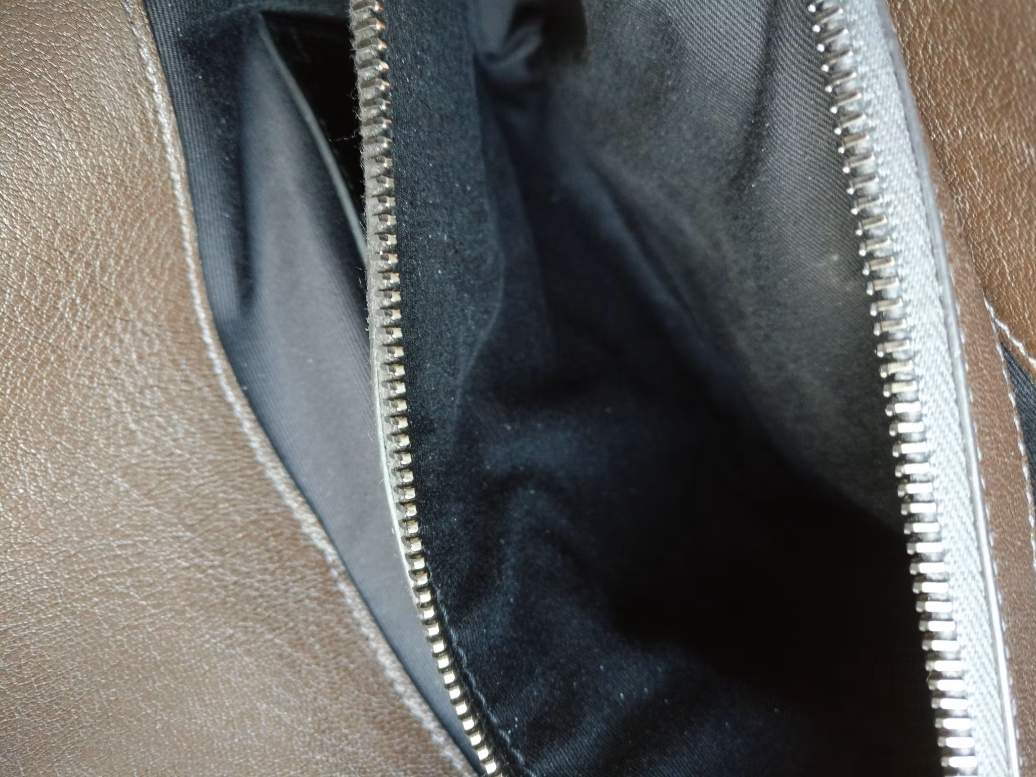 Saint Laurent Envelope Large Soft