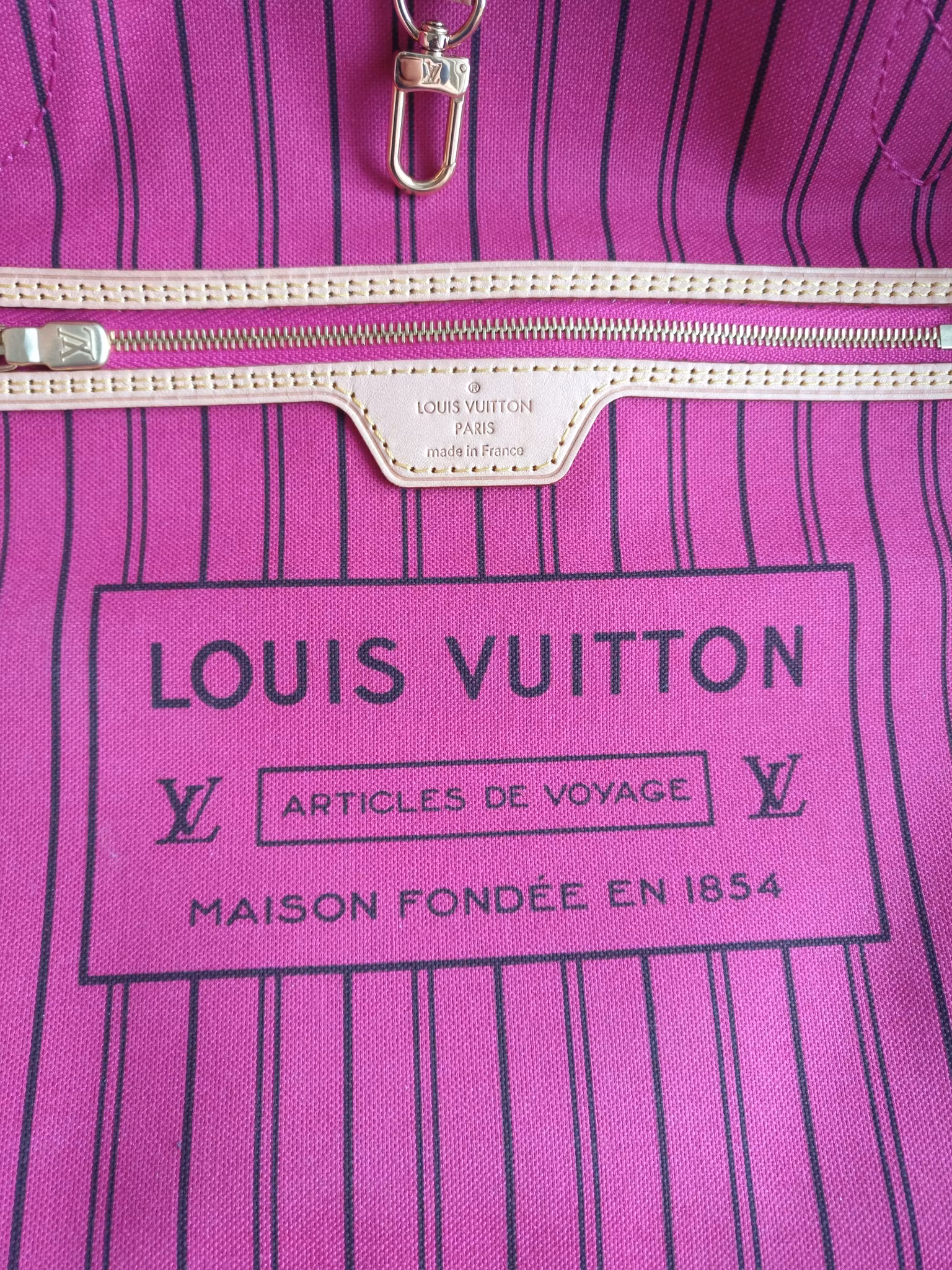 Louis Vuitton Neverfull MM