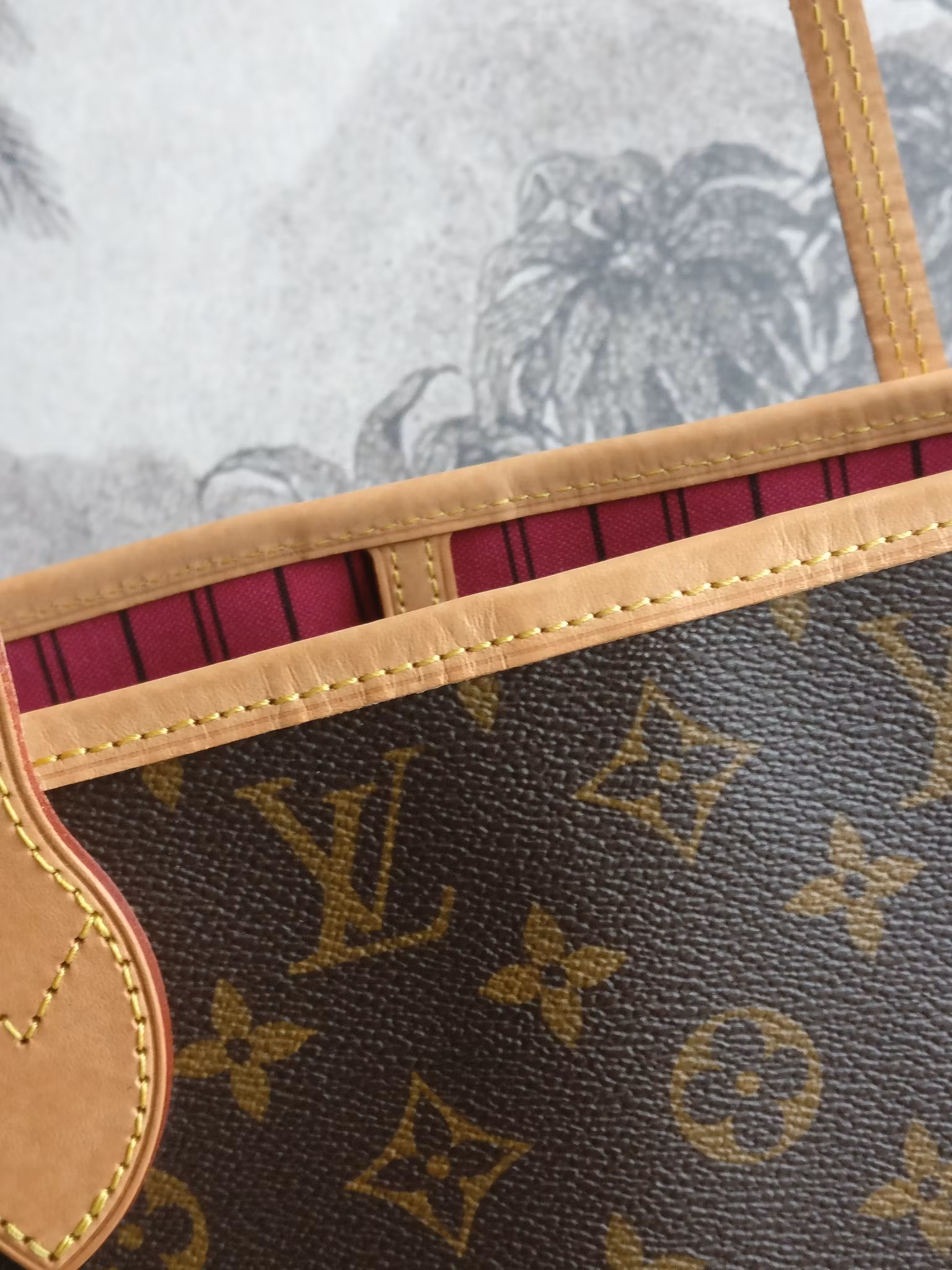 Louis Vuitton Neverfull MM