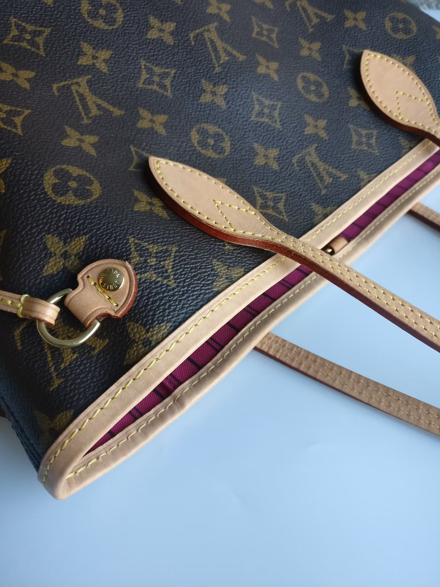 Louis Vuitton Neverfull PM