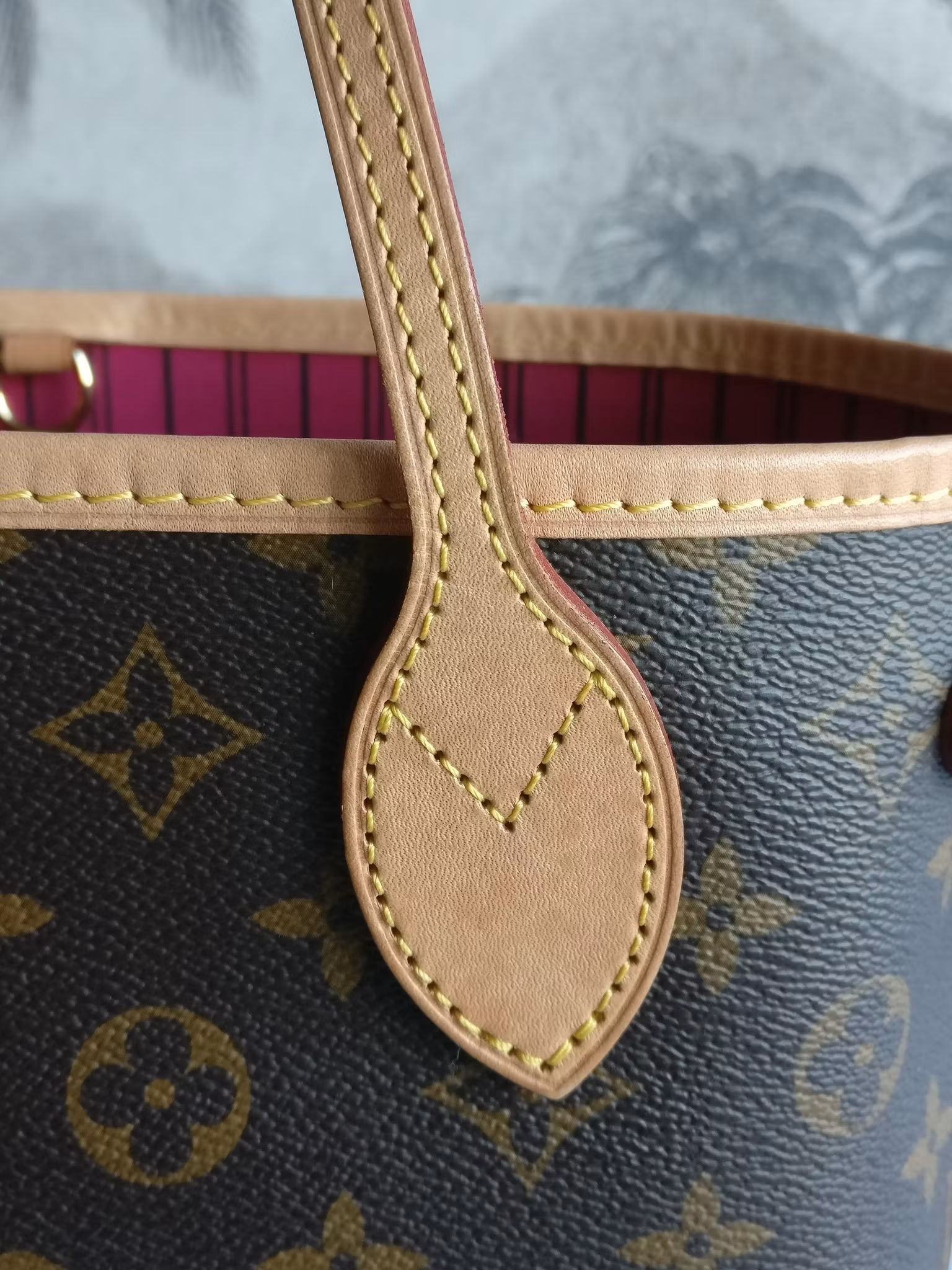 Louis Vuitton Neverfull PM