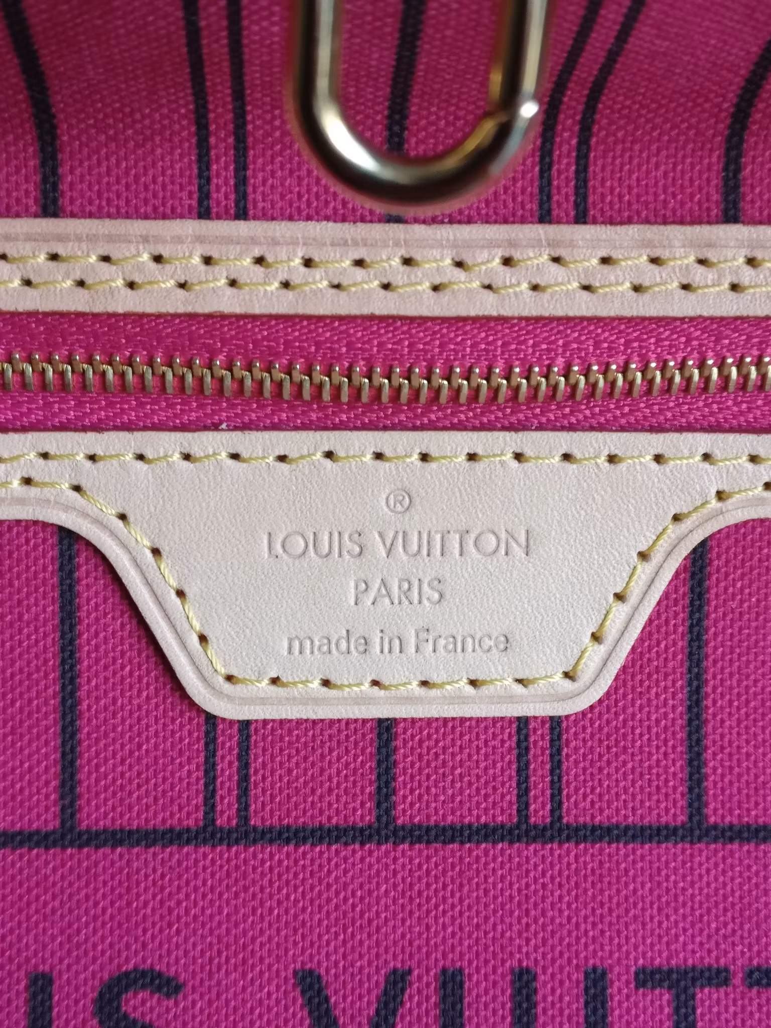 Louis Vuitton Neverfull PM