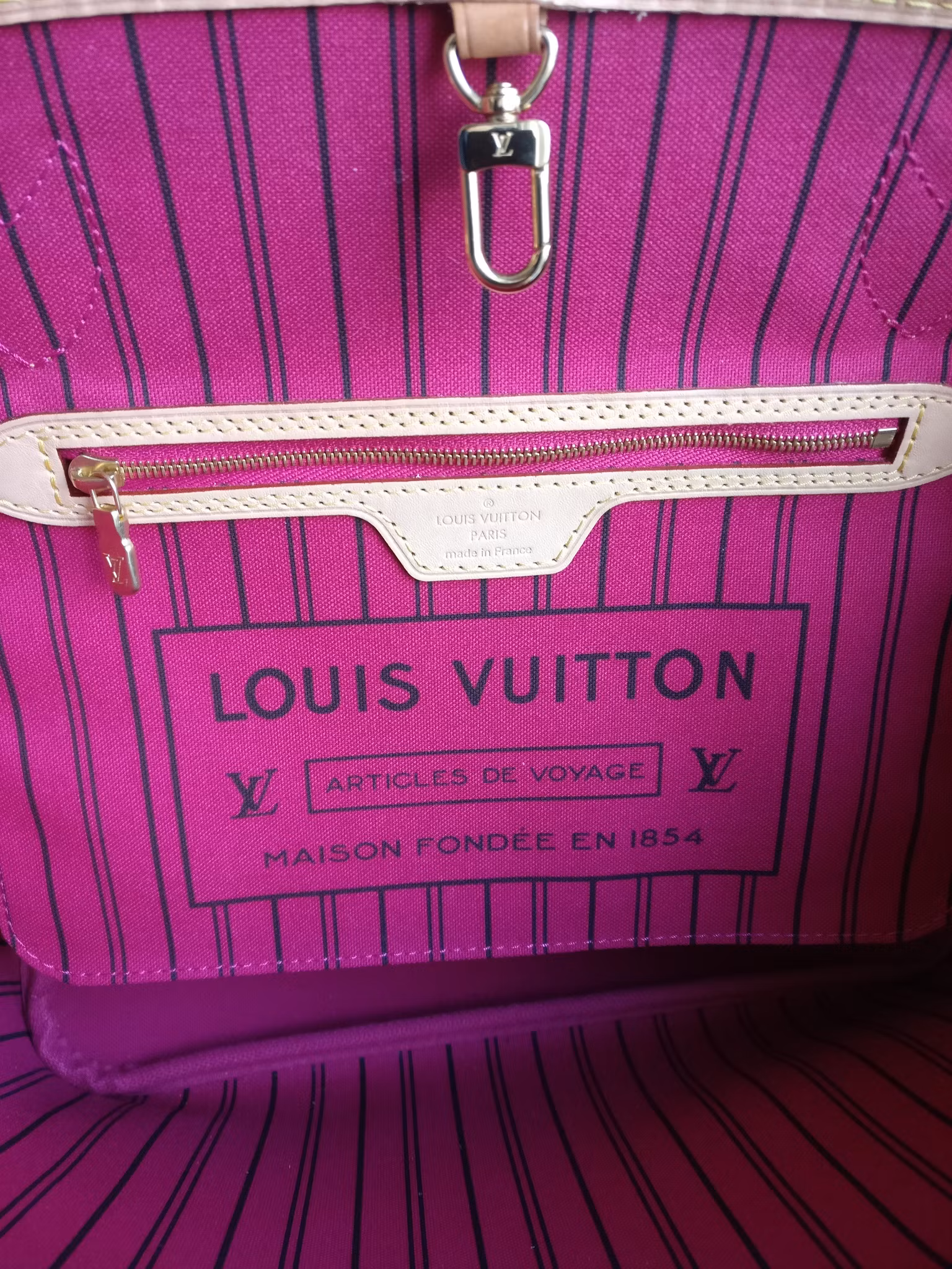 Louis Vuitton Neverfull PM
