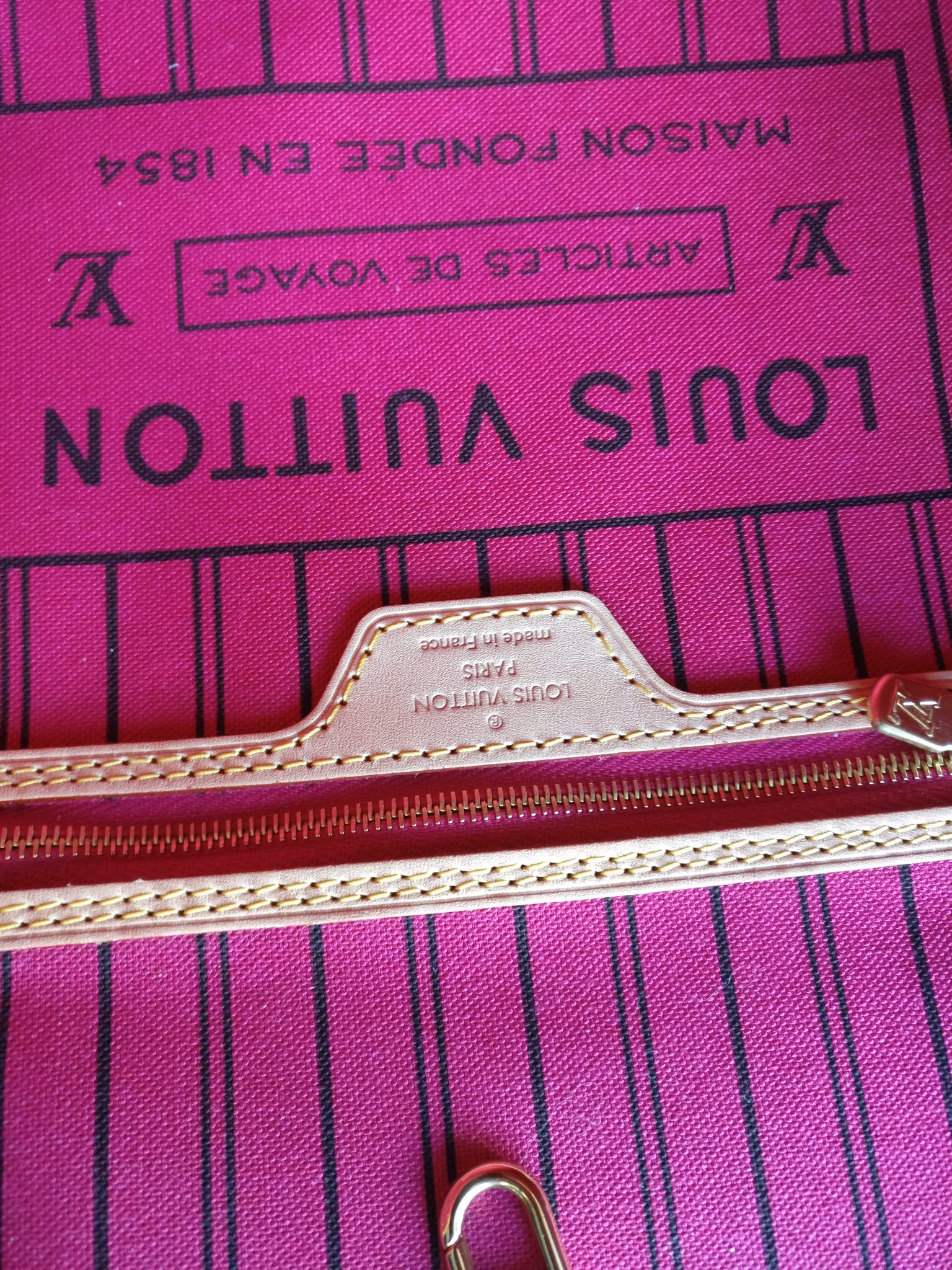 Louis Vuitton Neverfull PM