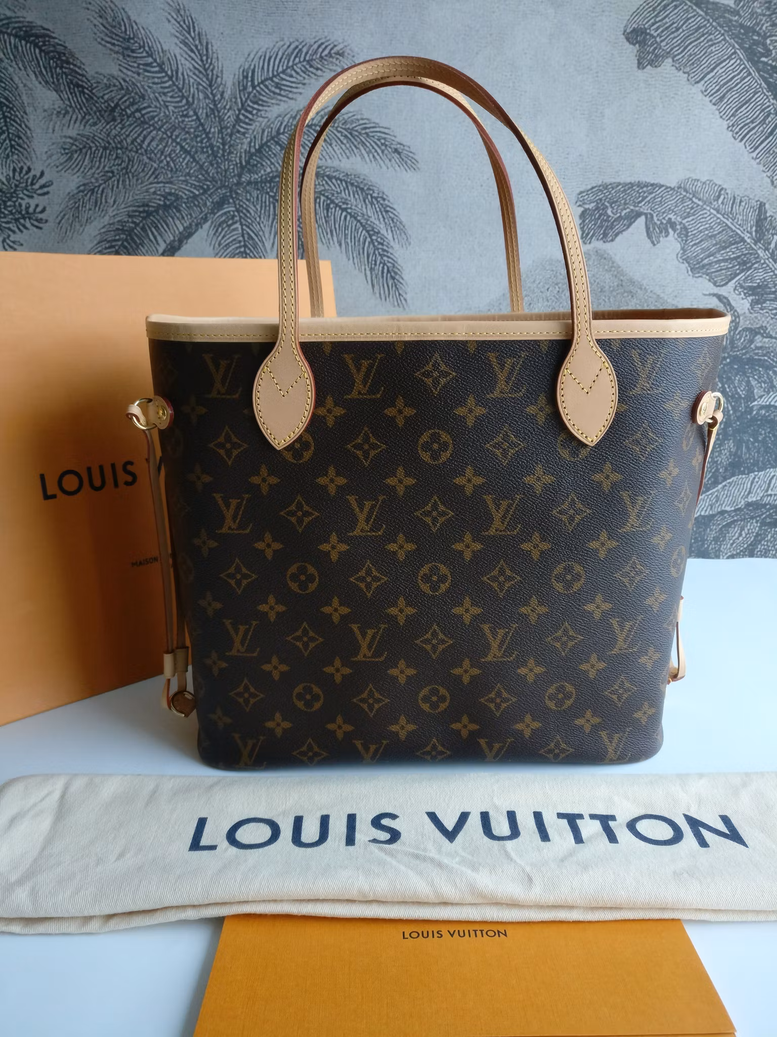 Louis Vuitton Neverfull MM